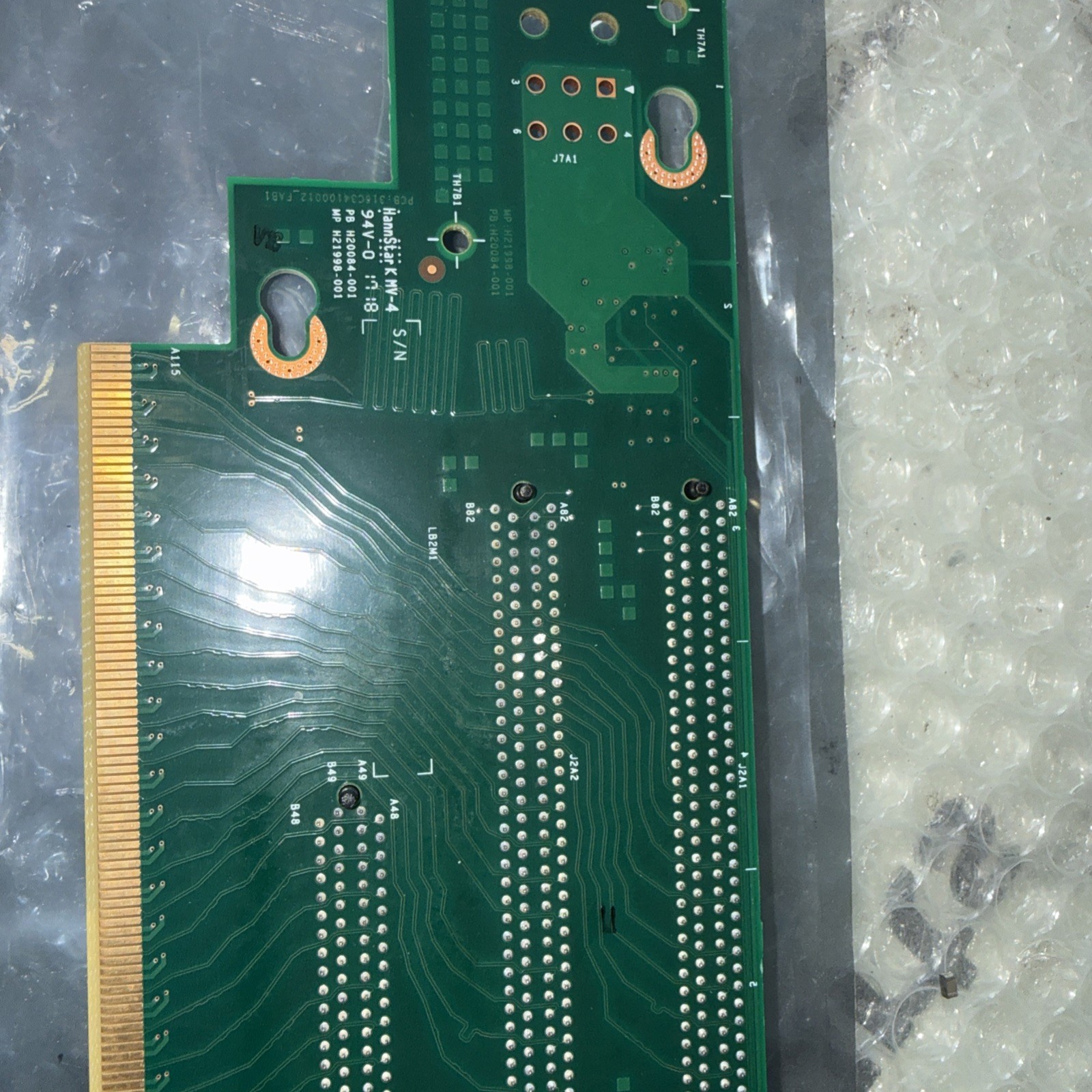 Intel 2U 3-Slot PCI-Express x8 Riser Card P/N: H20084-001