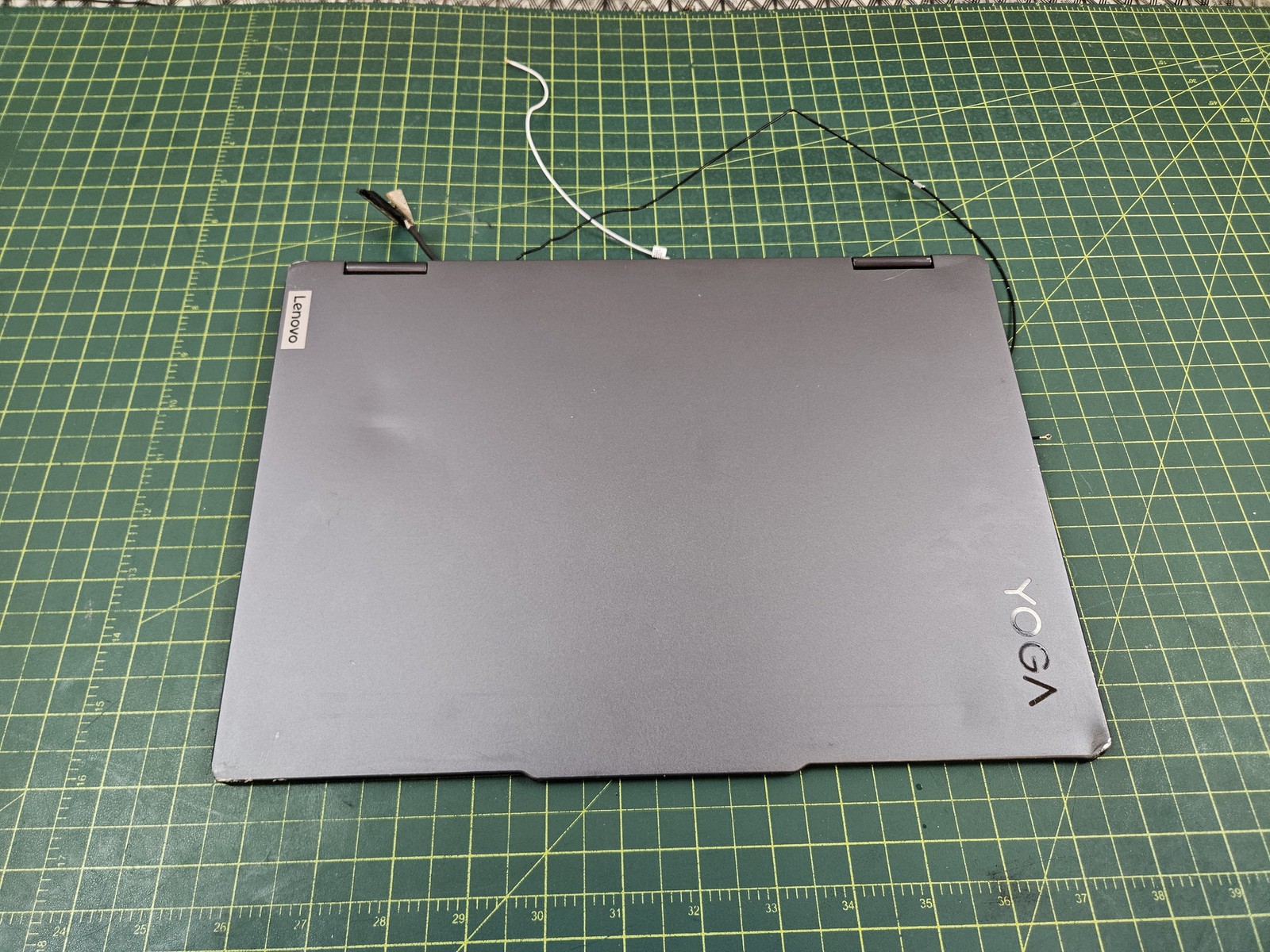 Lenovo Yoga 7 2-in-1 14IML9 14″ FHD Touch LCD Screen Complete Assembly #e262