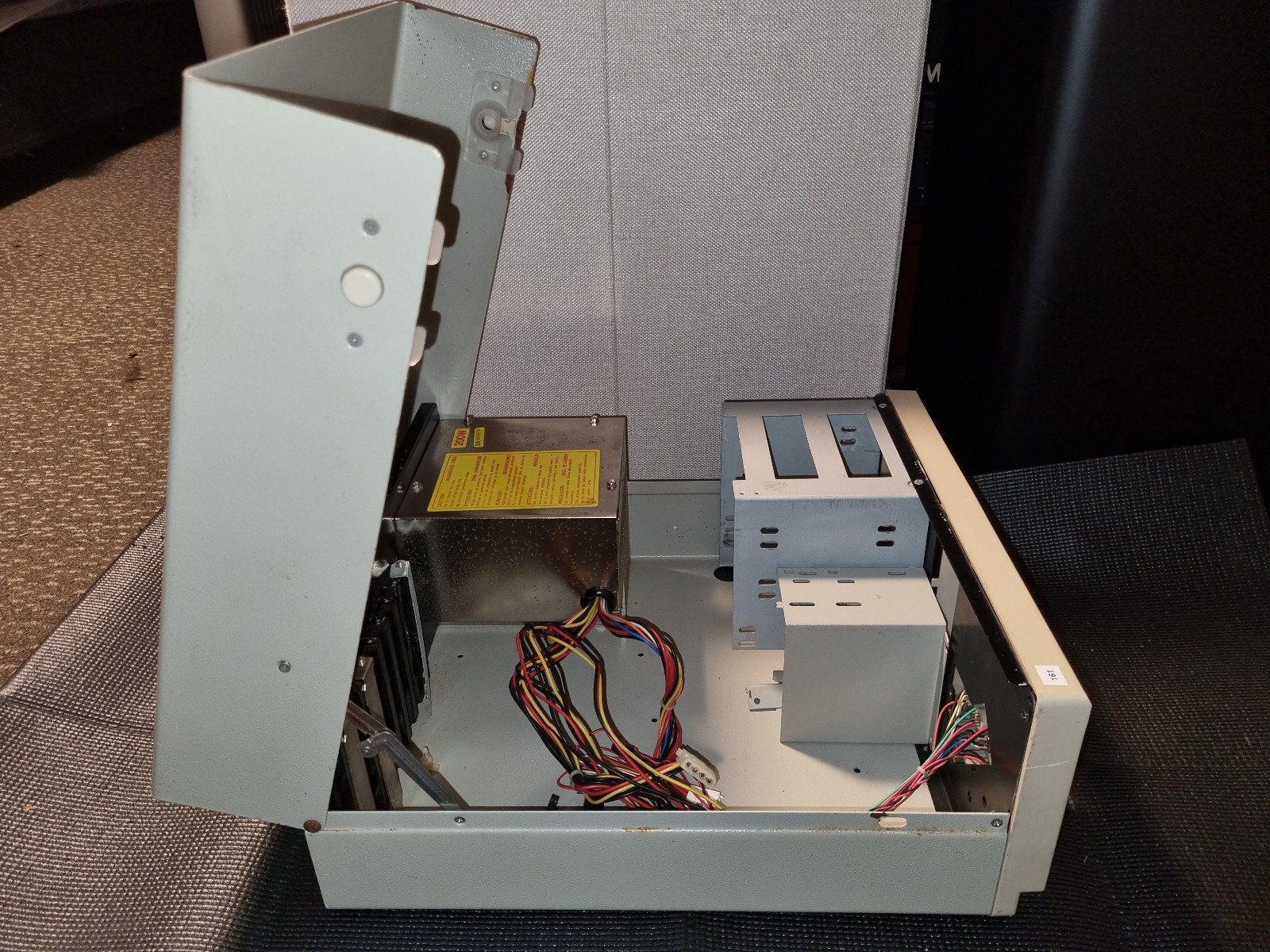 Vintage Beige XT AT Desktop PC Case 200W PSU KT Technology 286 386 486