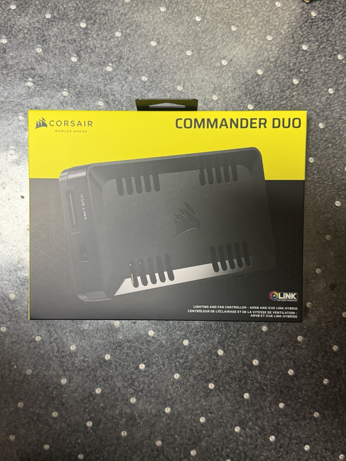 CORSAIR – Commander Duo Lighting and Fan Controller ARGB and iCUE LINK Hybr…