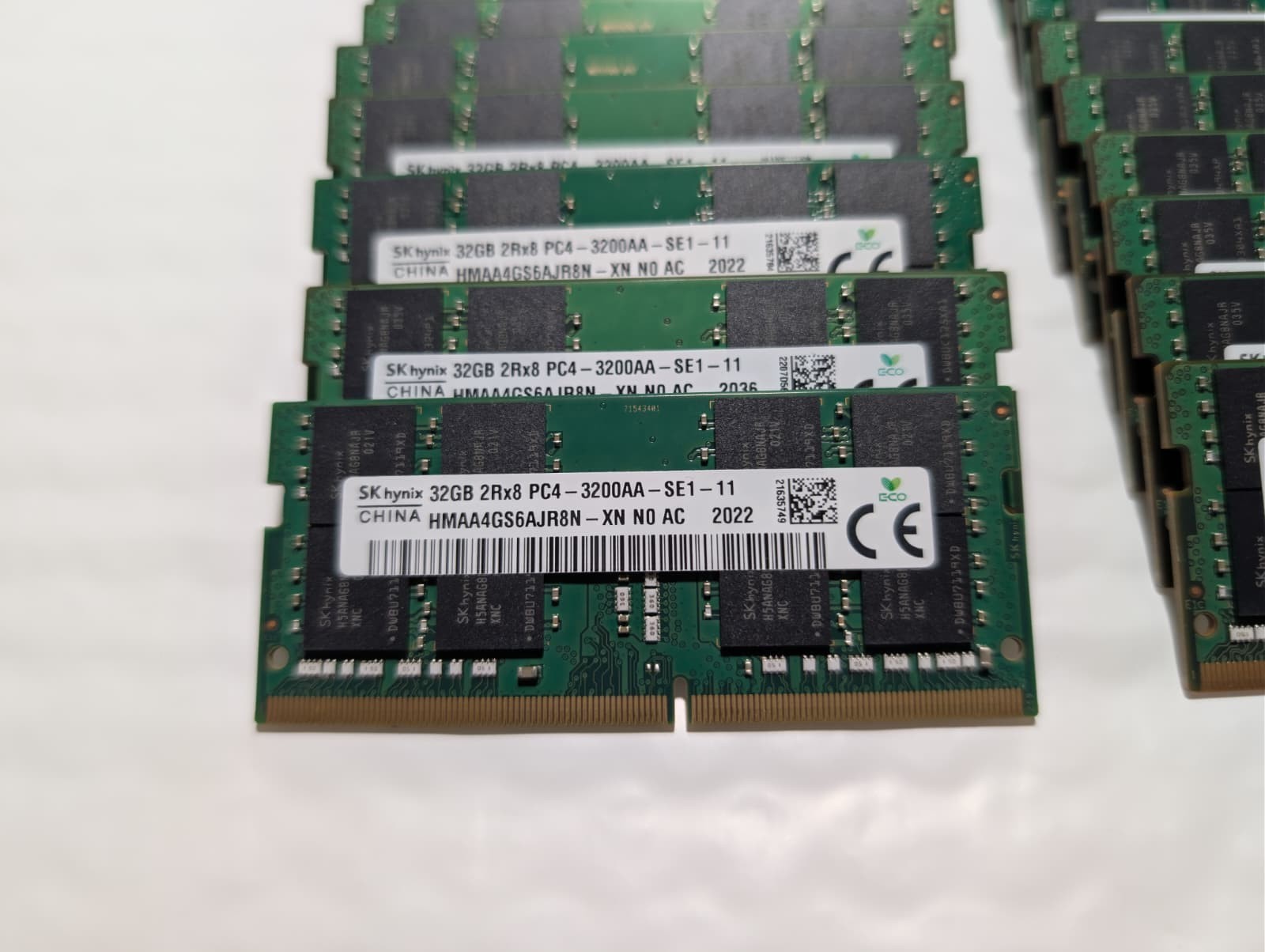 SK hynix 32GB DDR4 3200MHz PC4-3200AA 2Rx8 SO-DIMM Laptop RAM Memory Tested