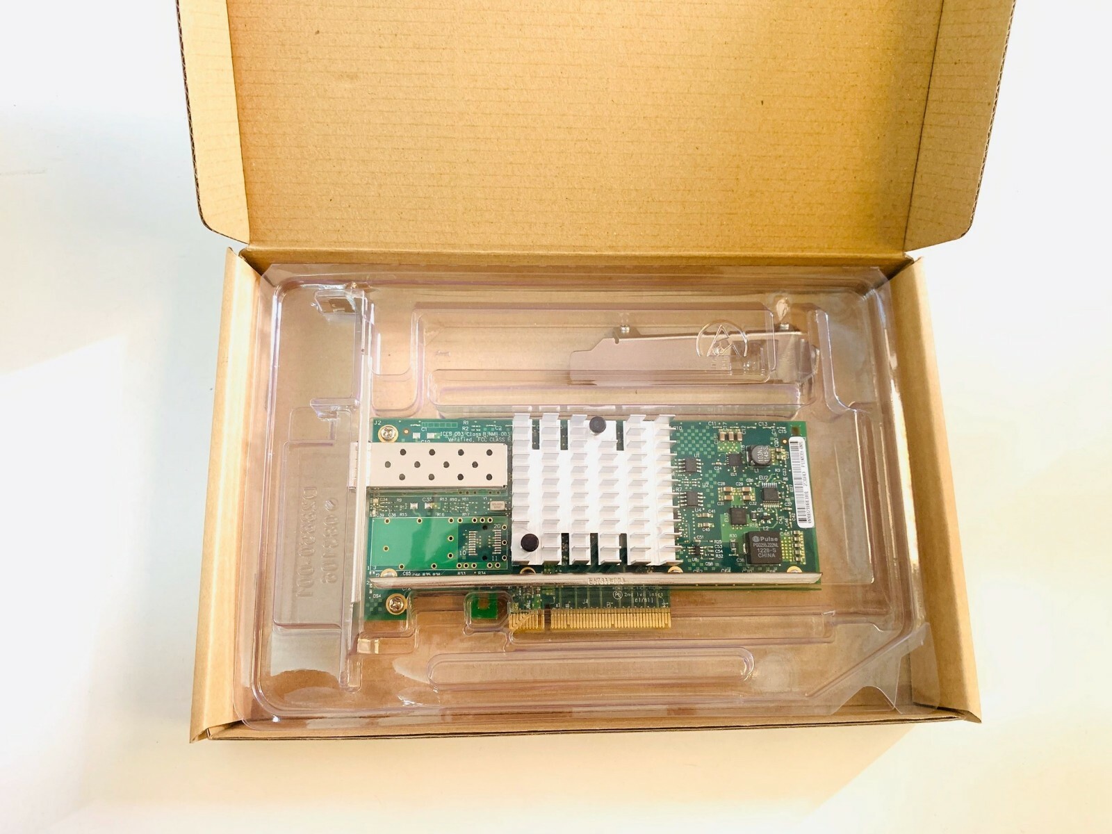 NEW Intel X520-DA1 E10G41BTDA 10GbE Ethernet Converged Network Adapter