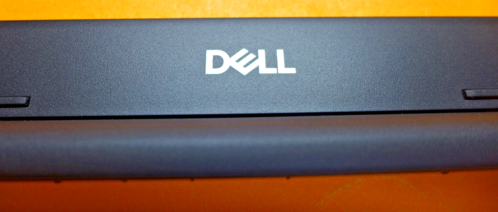 New Dell OEM Inspiron 3780 17.3″ Front Trim LCD Bezel NR2D5