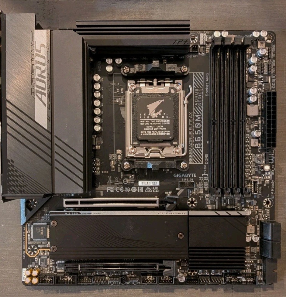 GIGABYTE B650M AORUS ELITE AX AM5 DDR5 WiFi 6E Micro ATX Motherboard