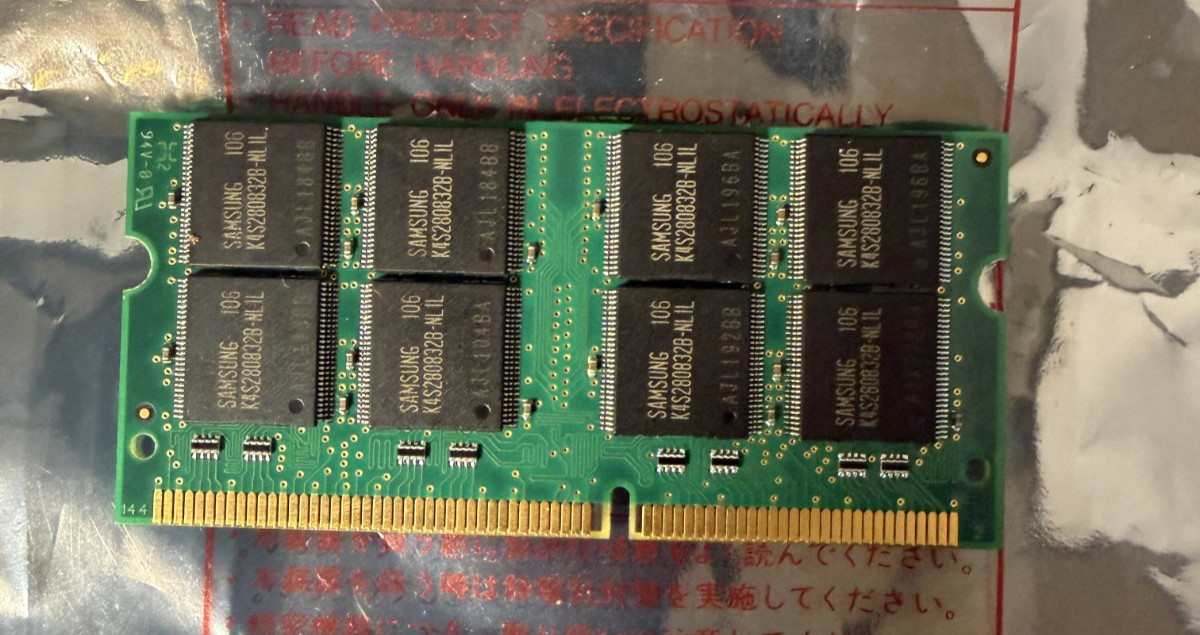 Samsung M464S3323BN0-L1L 256MB PC100 SDRAM 144-Pin Laptop SO-DIMM Tested