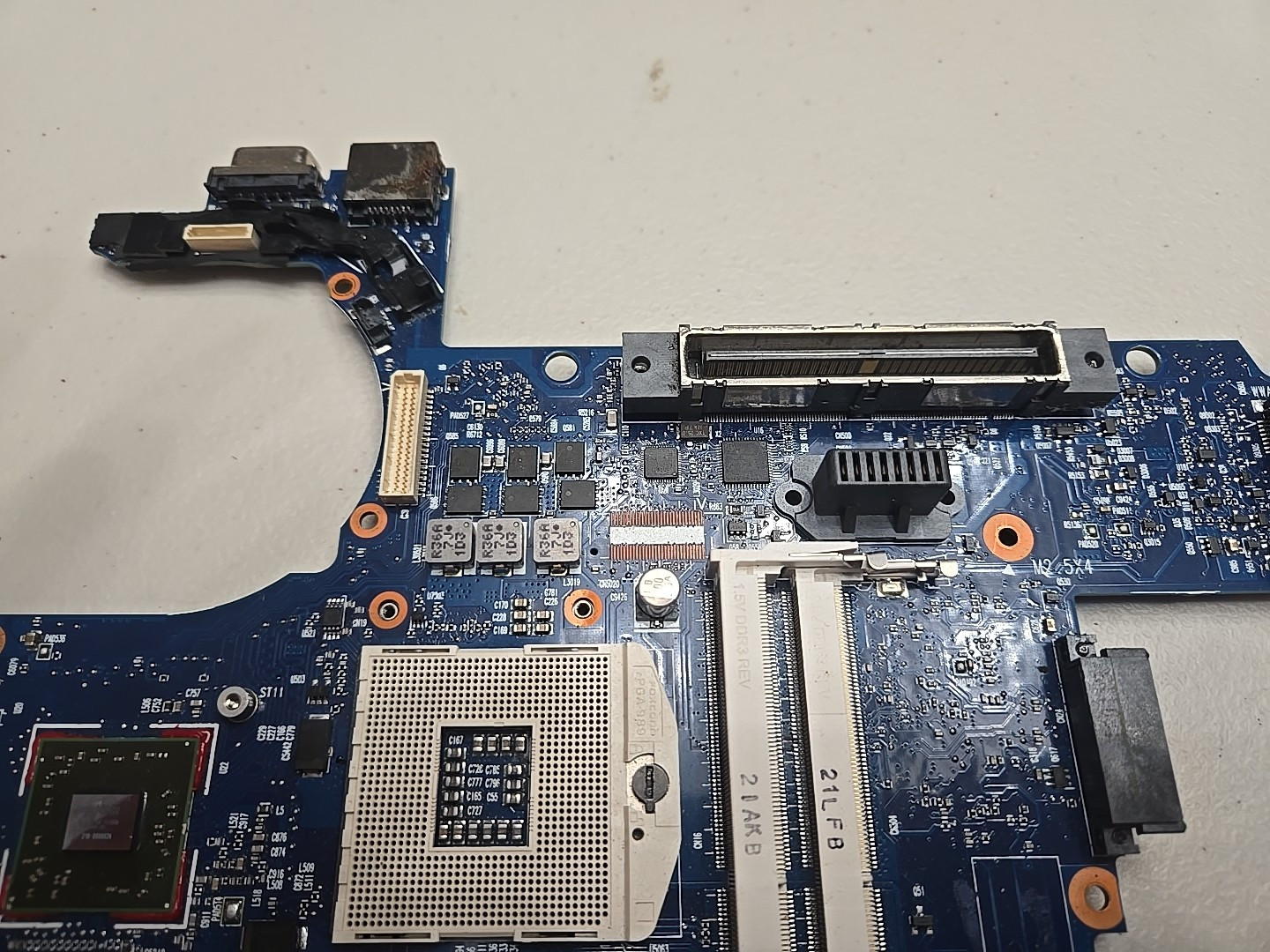 Motherboard Unknown, Not Tested