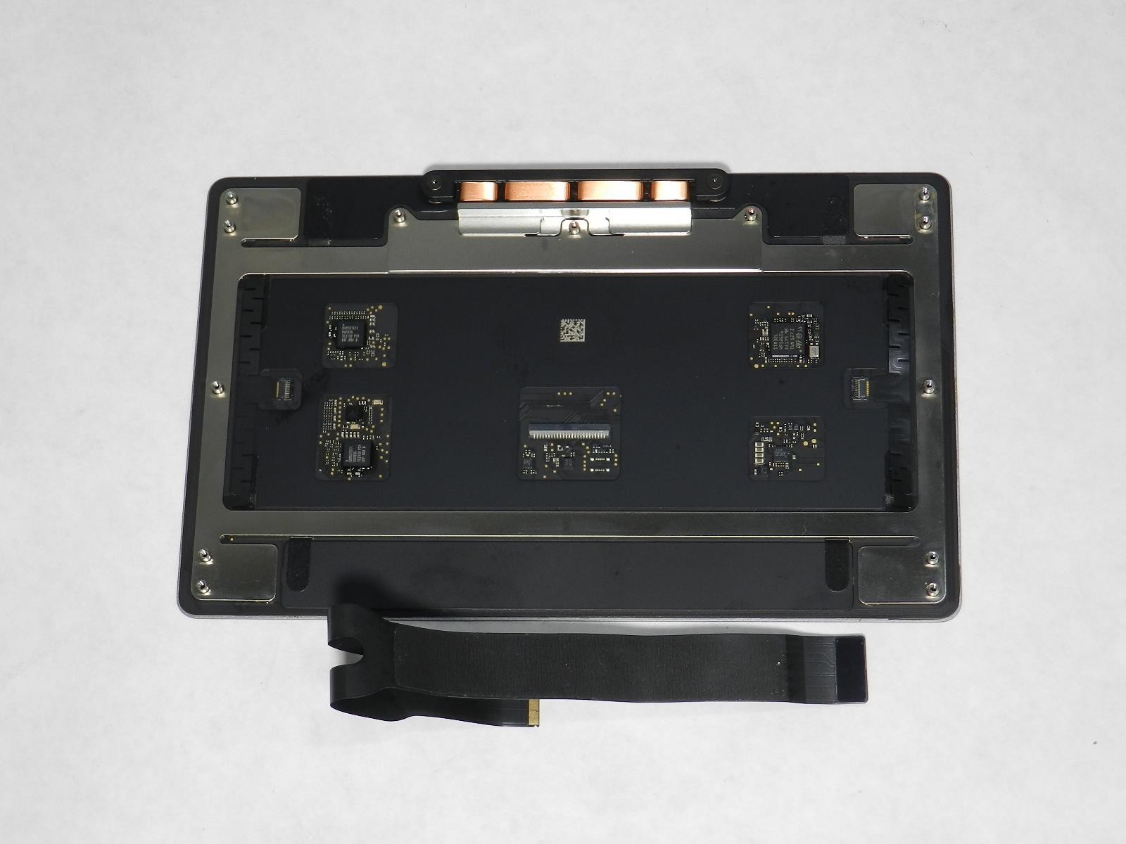 Apple MacBook Pro 16″ A2485 Trackpad Touchpad Space Gray W/ Flex Cable 2021 OEM