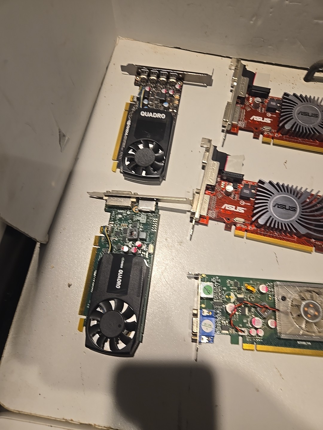 Lot of 8 Assorted Graphics Card video cards Untested Unknown Conditions