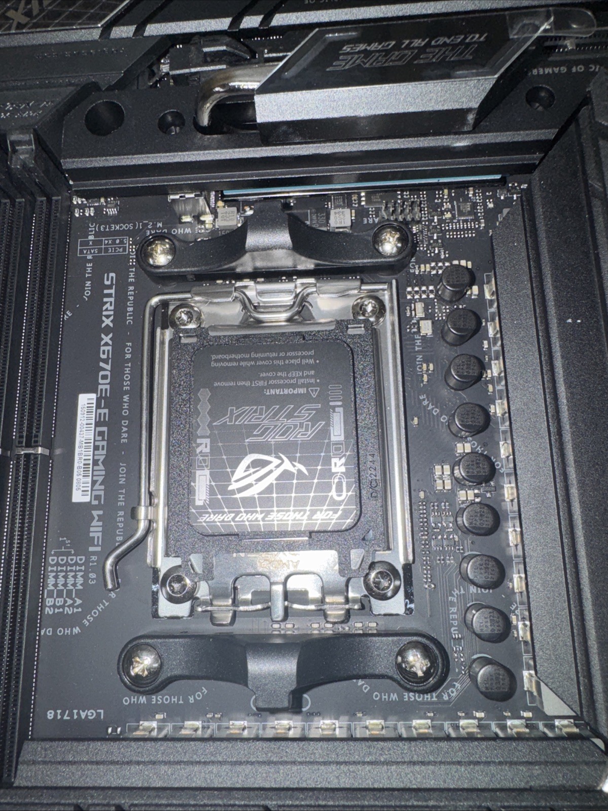 ASUS ROG STRIX X670E-E GAMING WIFI