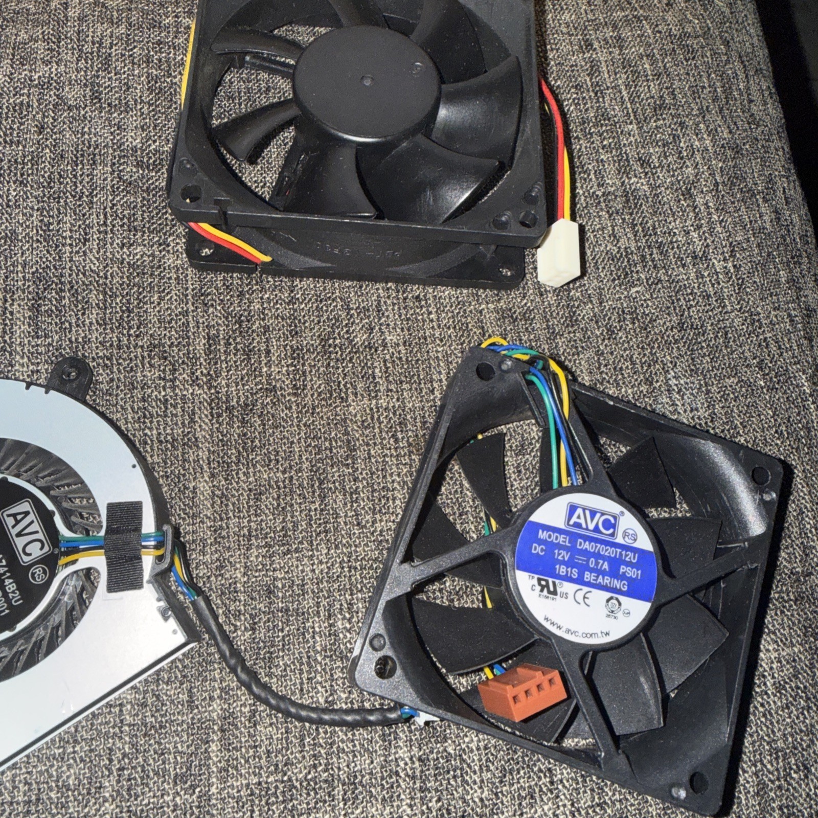 Zalman ZM-F1 Power Cooler PS802512H & AVC Fan & Unknown Laptop Fan