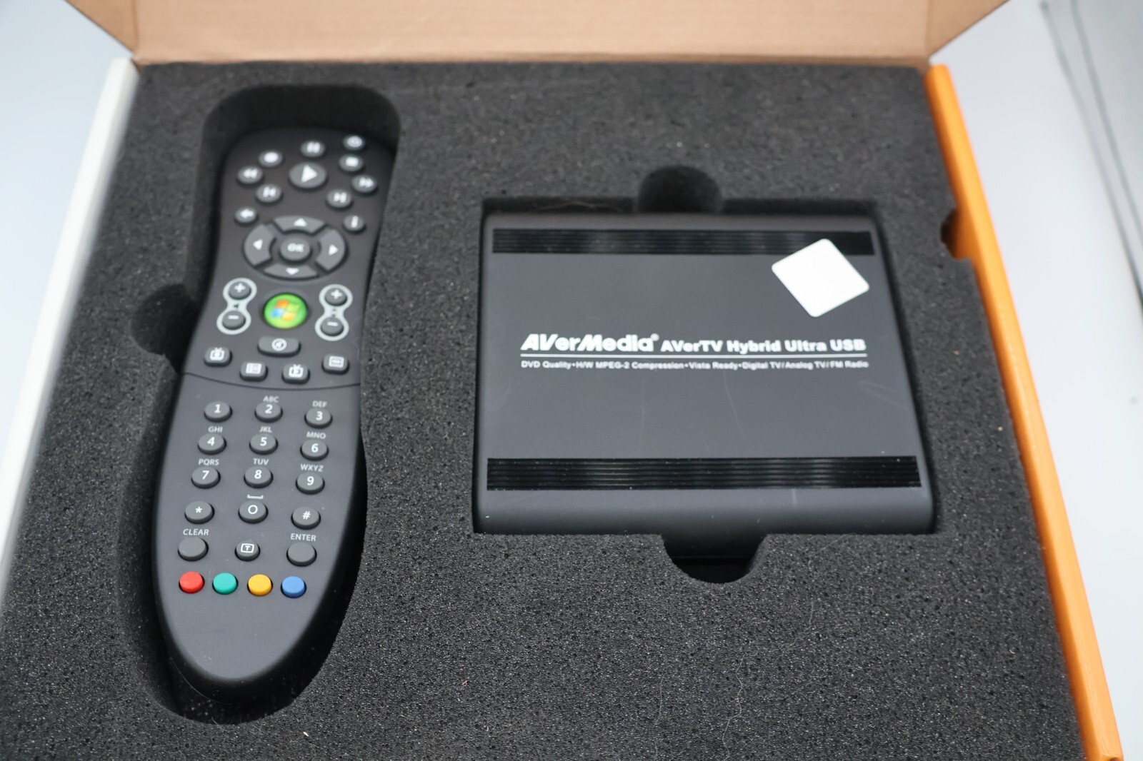 Avermedia Averkey Ultra Computer to TV Converter NEW Open Box- Dut’s Deals