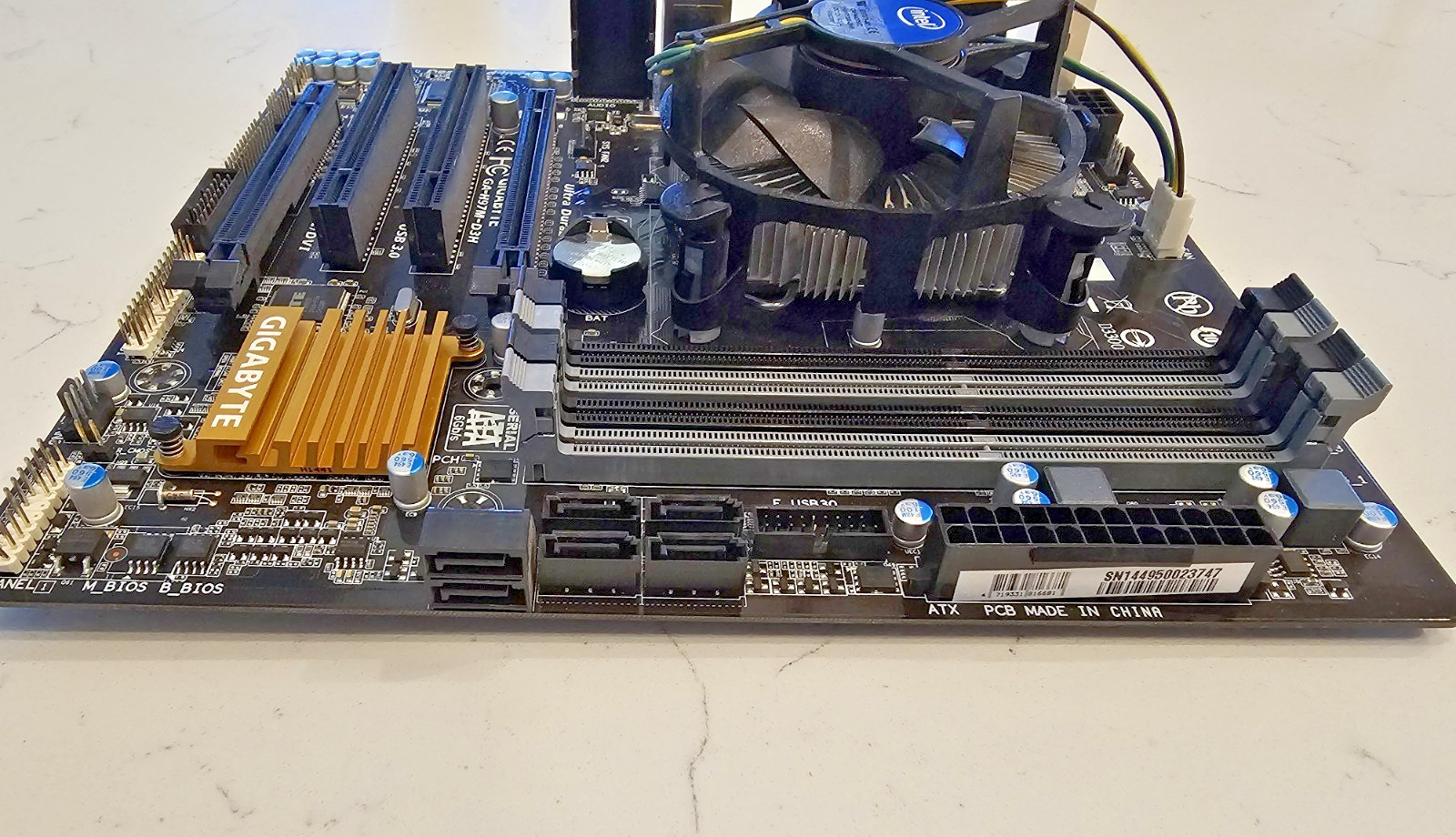 Gigabyte GA-H97M-D3H ATX-EXCELLENT CONDITION