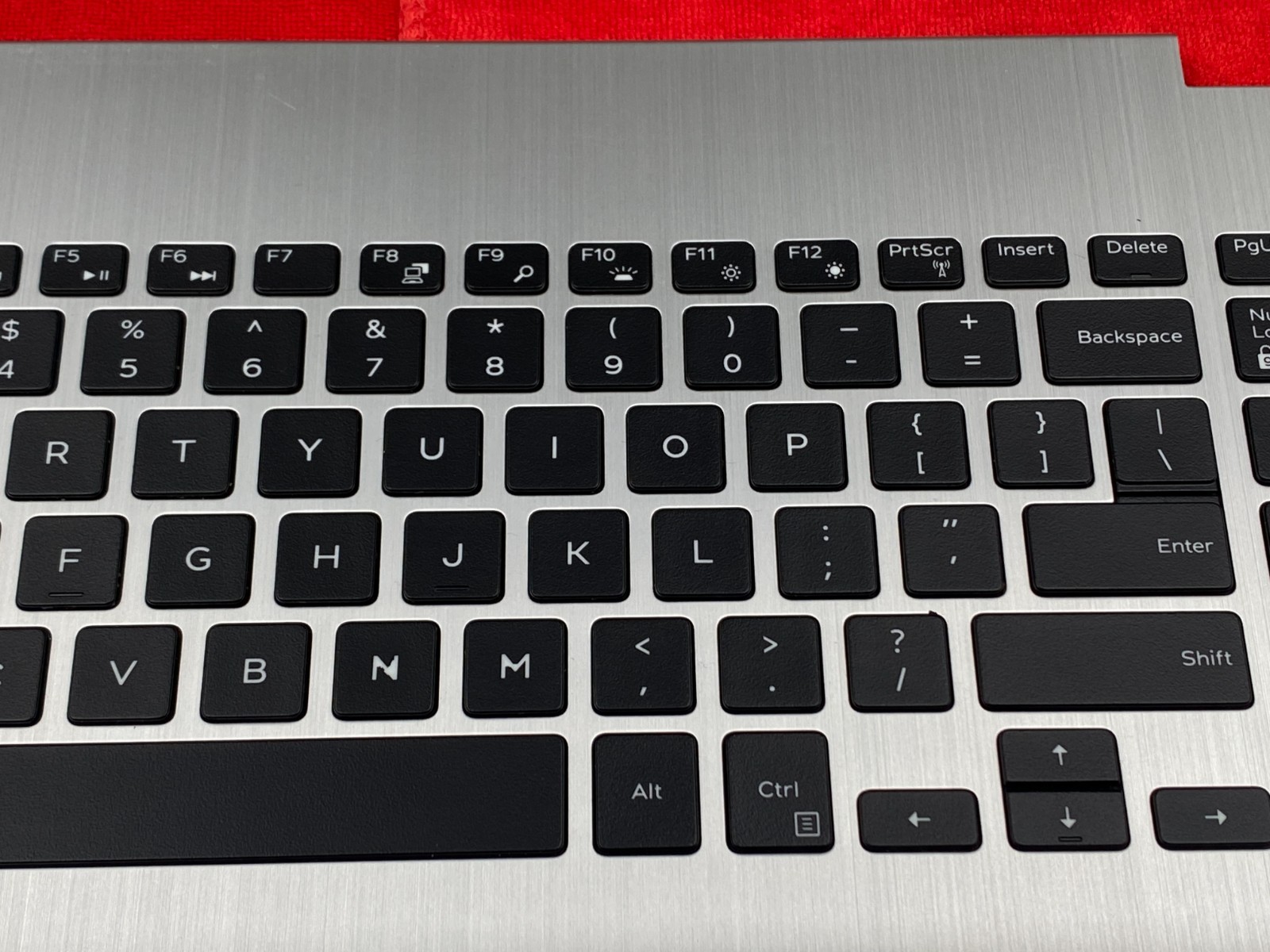 DELL INSPIRON 17-7786 2in1 BACKLIT KEYBOARD, TOUCHPAD, SPEAKERS GRAY GRADE B+