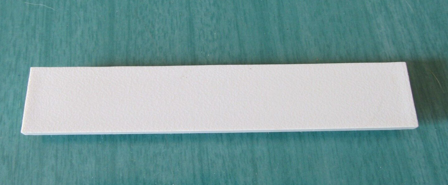 3.5″ Slim Drive Bay / Slot Filler Blank – Beige – NOS See description for color