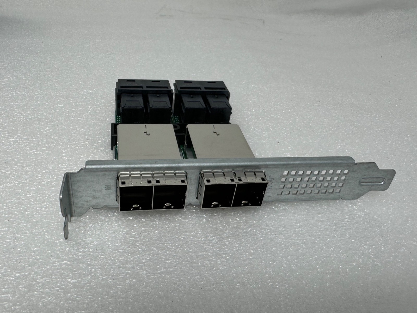Supermicro AOM-SAS3-16I16E Internal to External Cable Adapter 16-Port MiniSAS