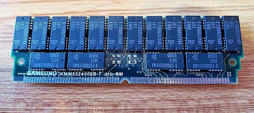 SAMSUNG RAM Memory Card From an Older Desktop PC (unknown amt of RAM). A3