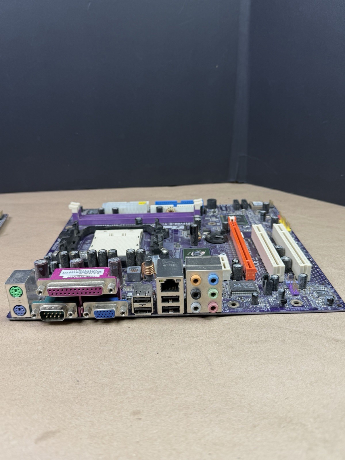 ECS HT2000 Desktop Micro-ATX Motherboard, C51PVGM-M (V1.0)