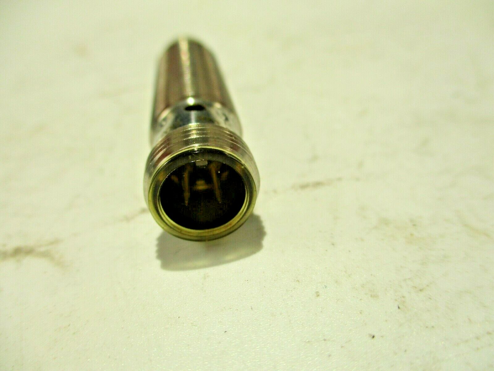 NEW IFM FT200 INDUCTIVE PROXIMITY SENSOR GERMANY