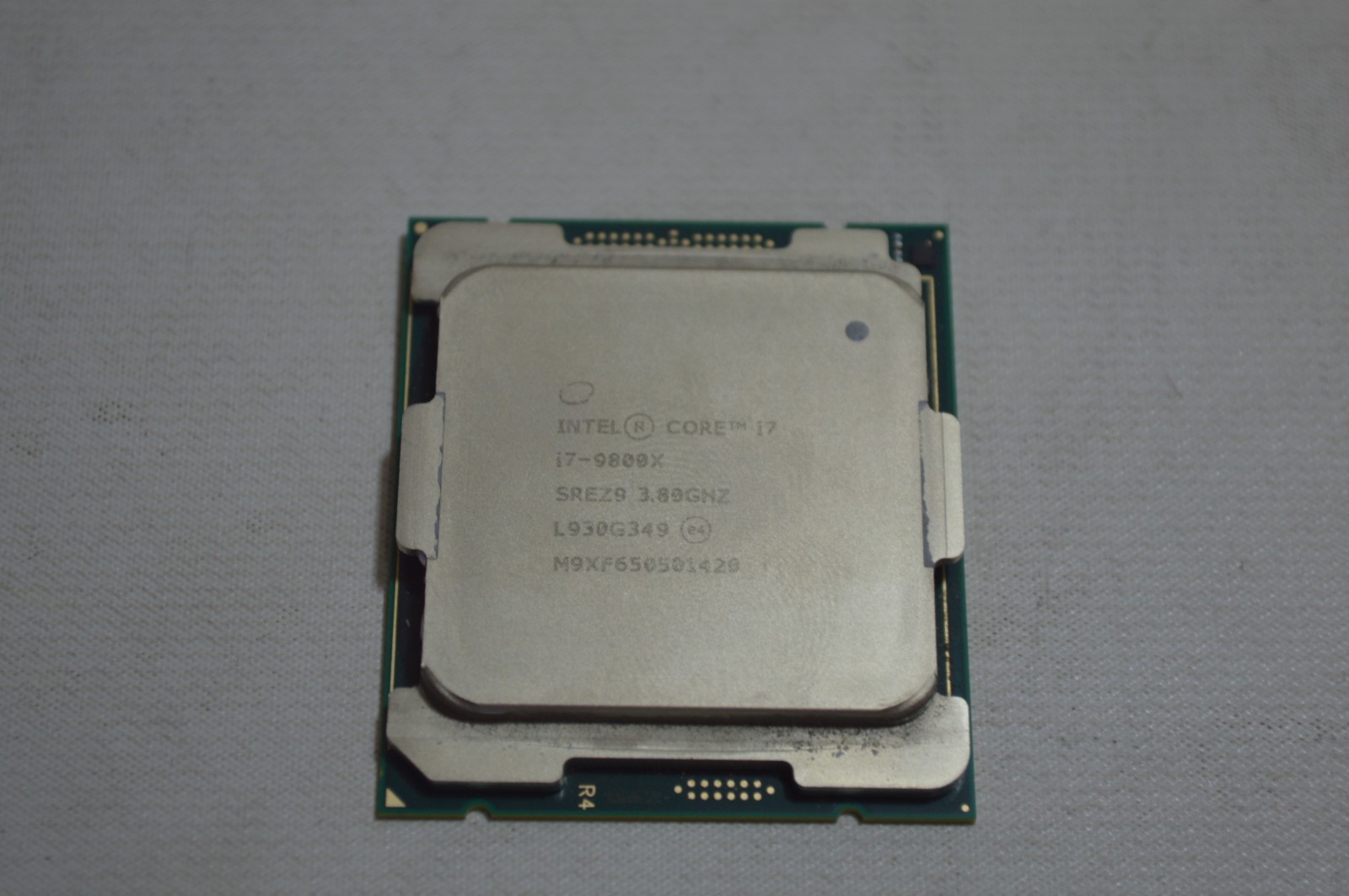 Intel Core i7-9800X 3.8GHz 8 Core Socket LGA 2066 Processor CPU SREZ9