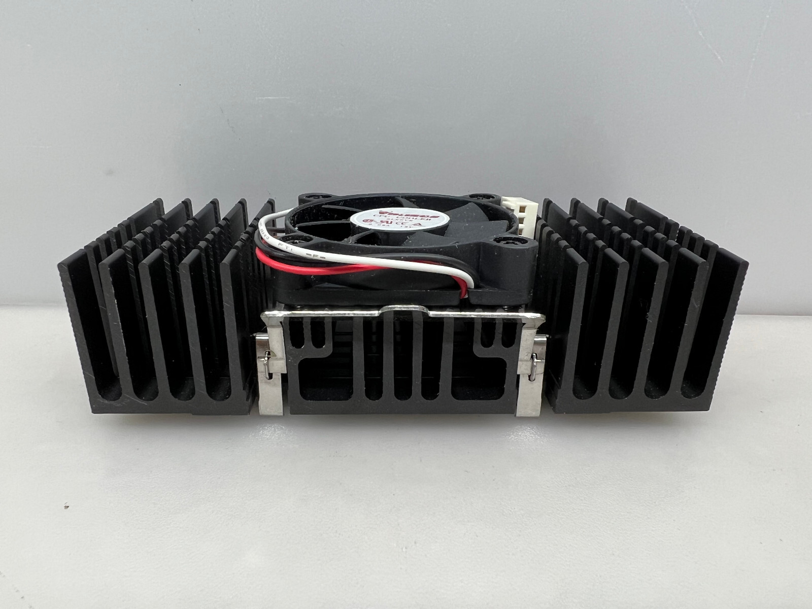 Pentium Slot 1 Black Aluminum Heatsink and Fan Free Shipping
