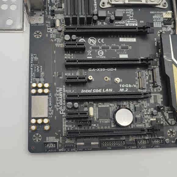 FOR GIGABYTE GA-X99-UD4 DDR4*8 LGA 2011-V3 128GB ATX Motherboard Test OK