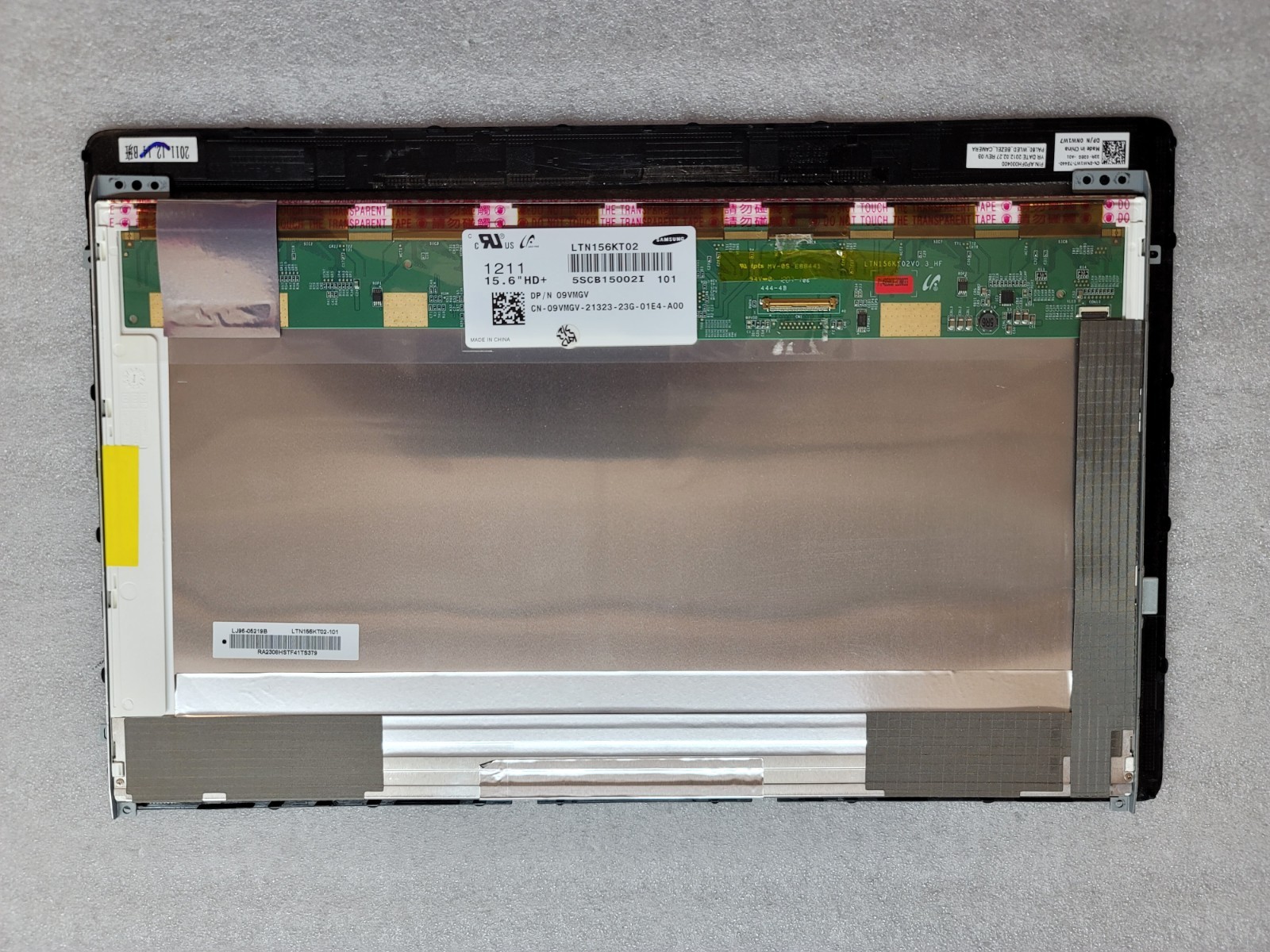 Dell E6520 Samsung 15.6″ 1600×900 HD 40pin Matte Laptop LCD Bezel LTN156KT02-101