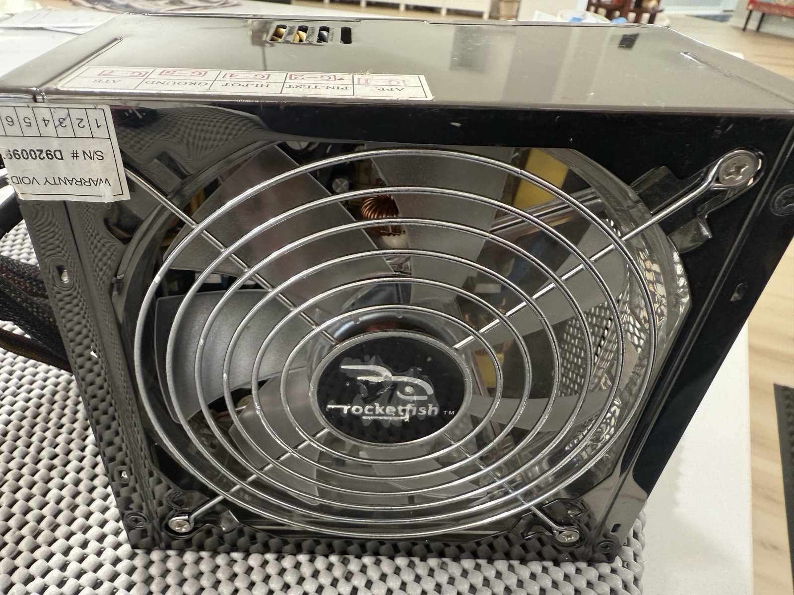 ROCKETFISH 550W POWERSUPPLY