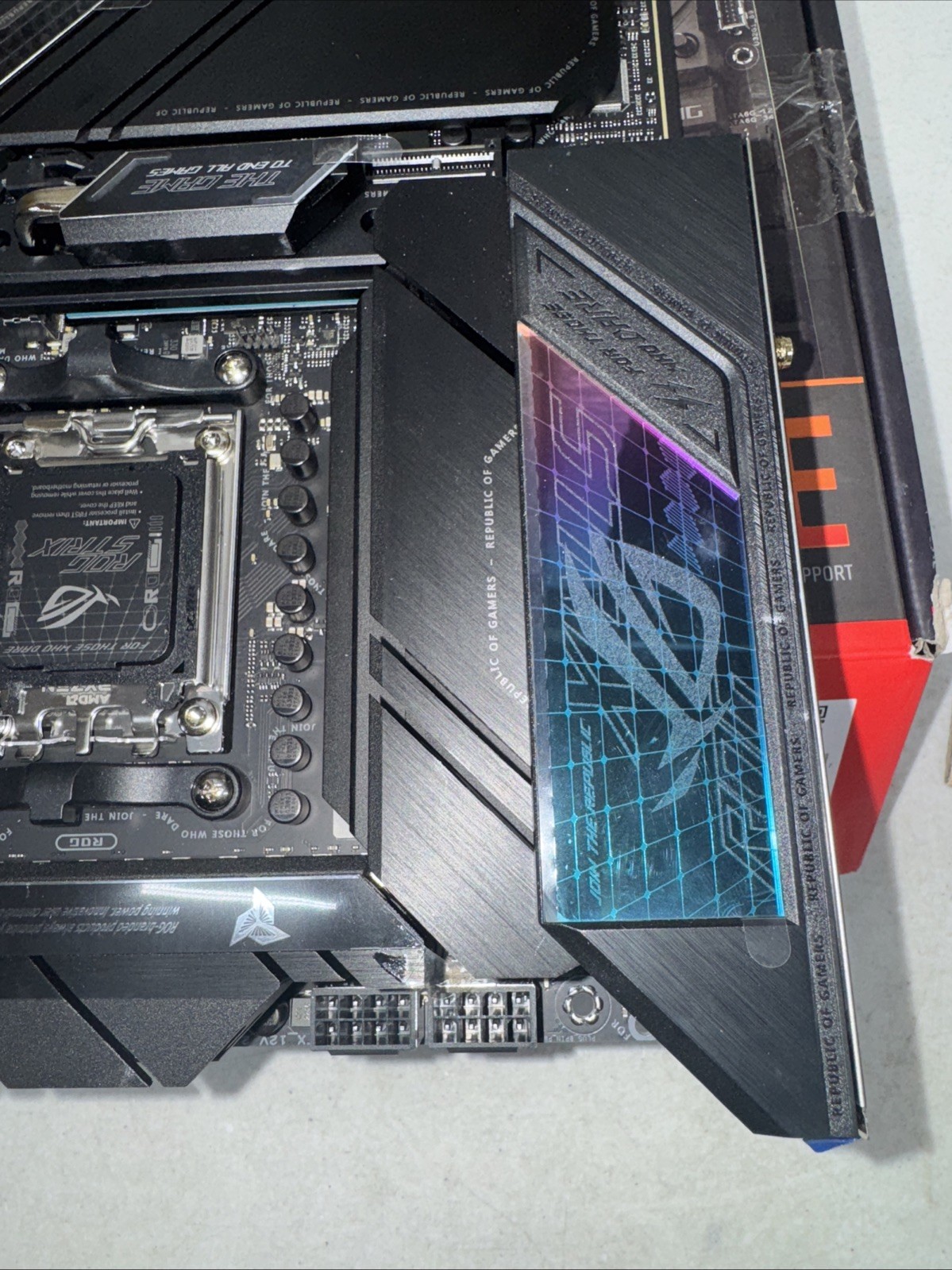 ASUS ROG STRIX X670E-E GAMING WIFI