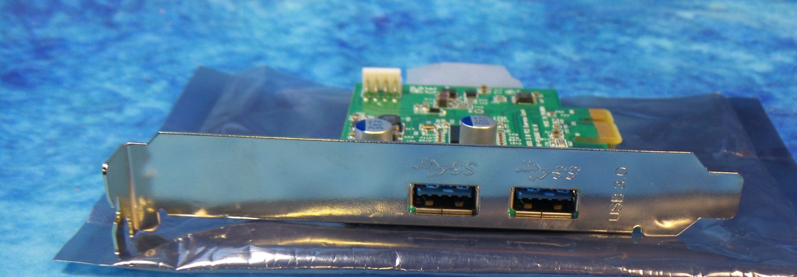 Rocketfish 2-Port USB 3.0 PCI-e Express 1x RF-P2USB3 V1.0 Floppy 4-Pin PWR
