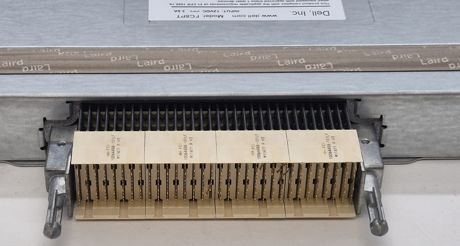 C57VM Dell M1000e 8/4Gbps 16 Port Fibre Channel Pass Through Module