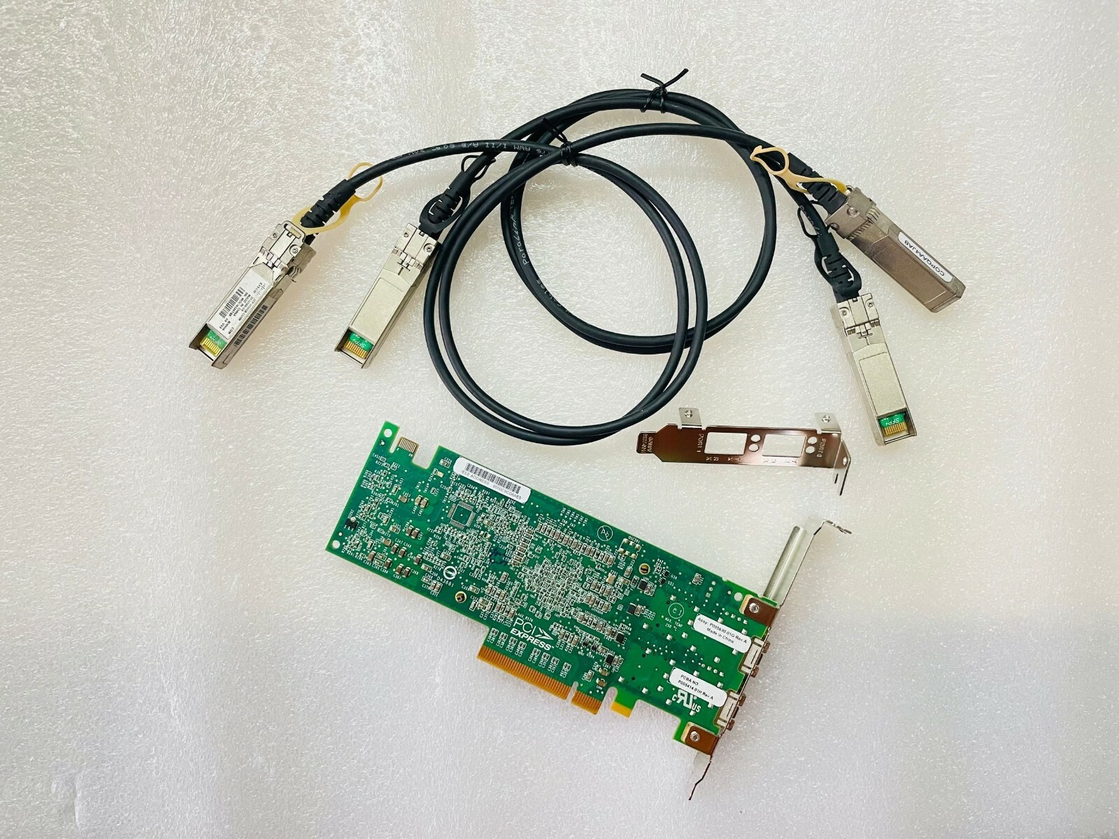 Emulex OCE11102 2-Port 10Gb SFP+ PCI-e Network Adapter P005414 +2*SFP+ SFP Cable