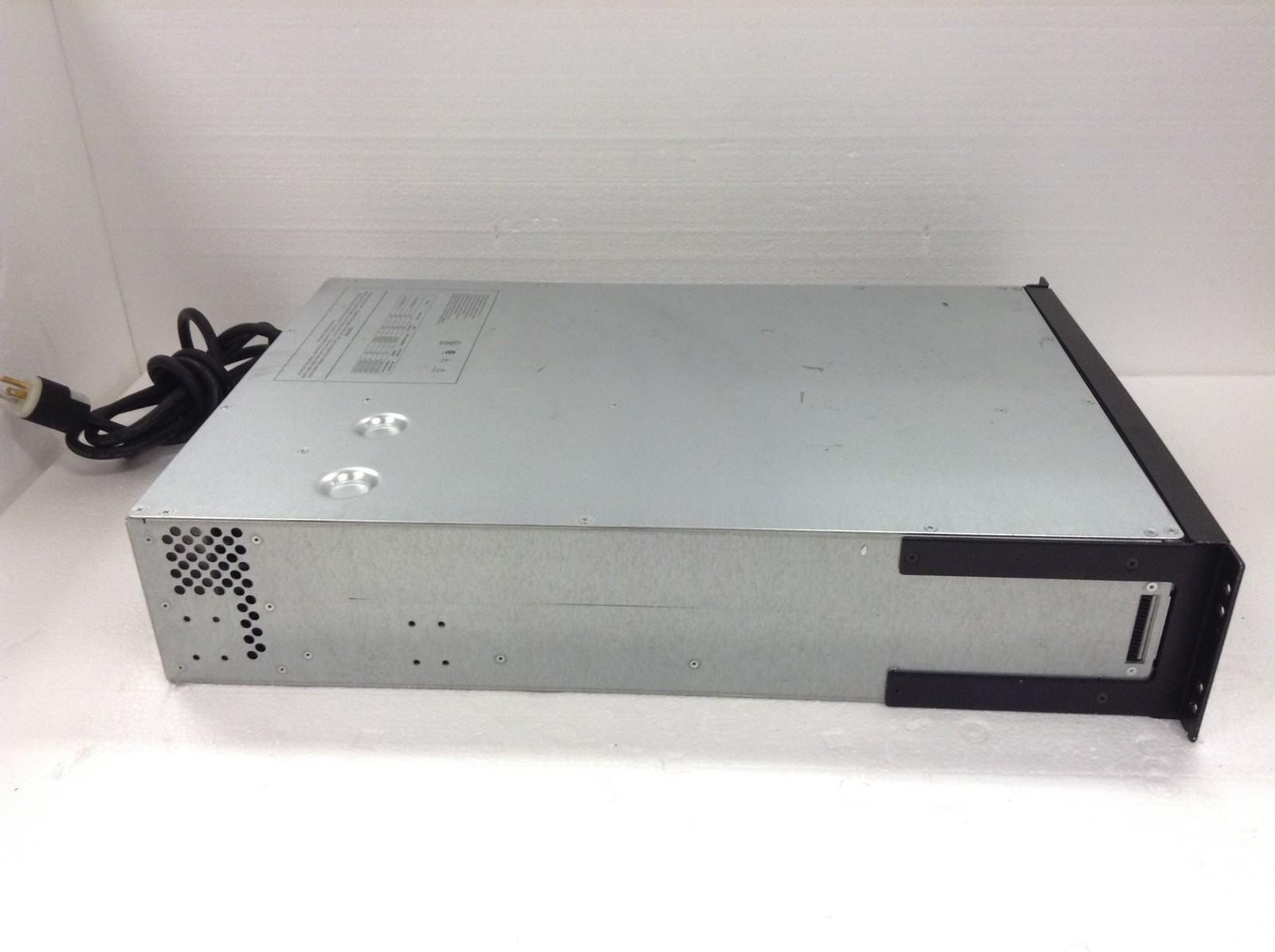 APC Smart-UPS 2200XL SUA2200RMXL3U 2200VA 1980W Rack UPS No Batteries FREE SHIP