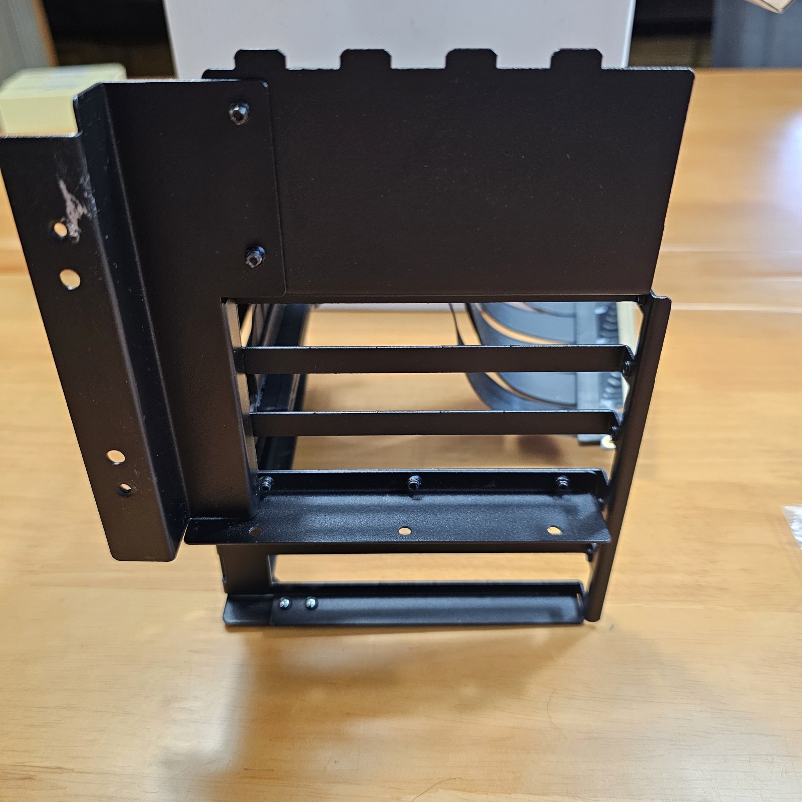 Lian Li 011DXL-1-PCle Vertical GPU Bracket Kit (Open Box Never Used)