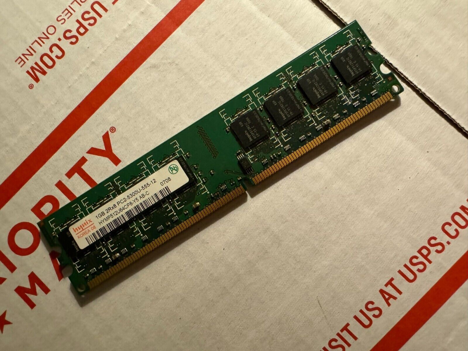 Hynix 1GB 2Rx8 PC2-5300U-555-12 HYMP512U64CP8-Y5 AB-C 0708 Memory RAM Stick