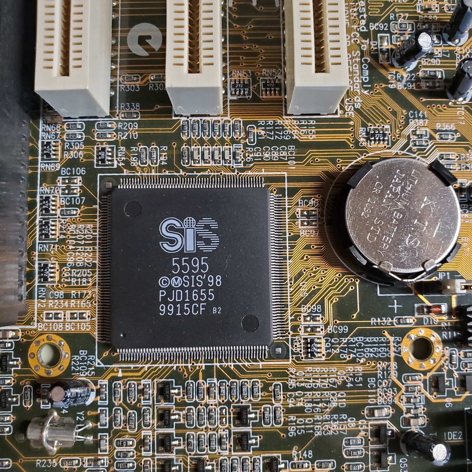 Vintage ECS P5SS-Me Rev. 1.2 M/B-AMD K6-2/350MHz CPU-32M Ram