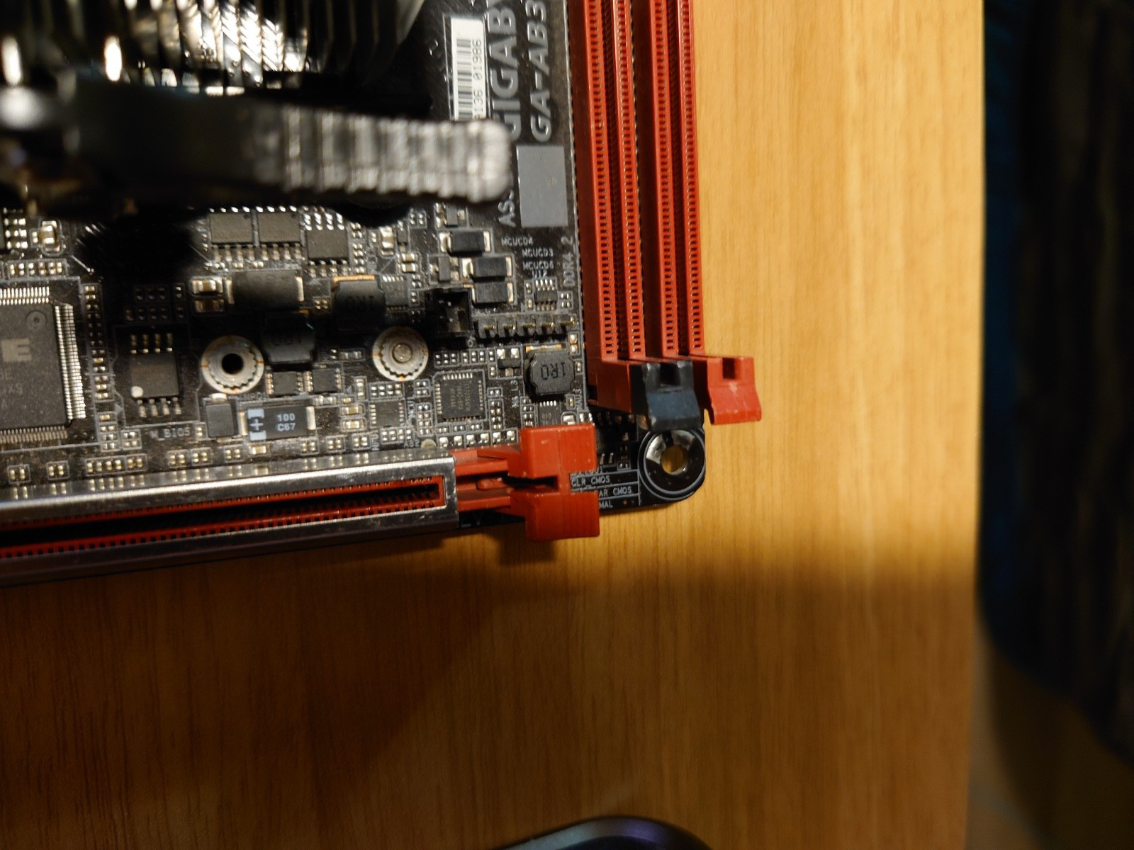 Gigabyte GA-AB350N-Gaming WIFI Motherboard Mini-ITX + Ryzen 3 2300X