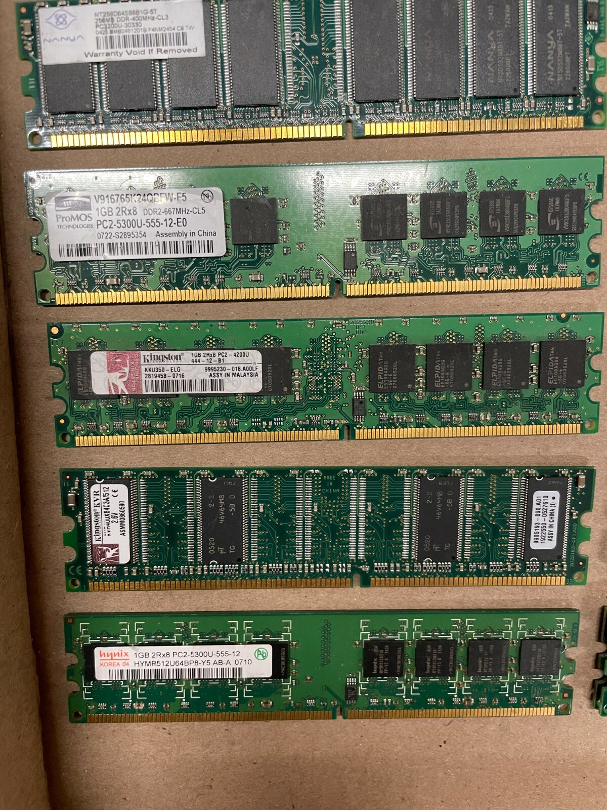 Computer Ram Lot – Various types – See Description – 24 Chips total
