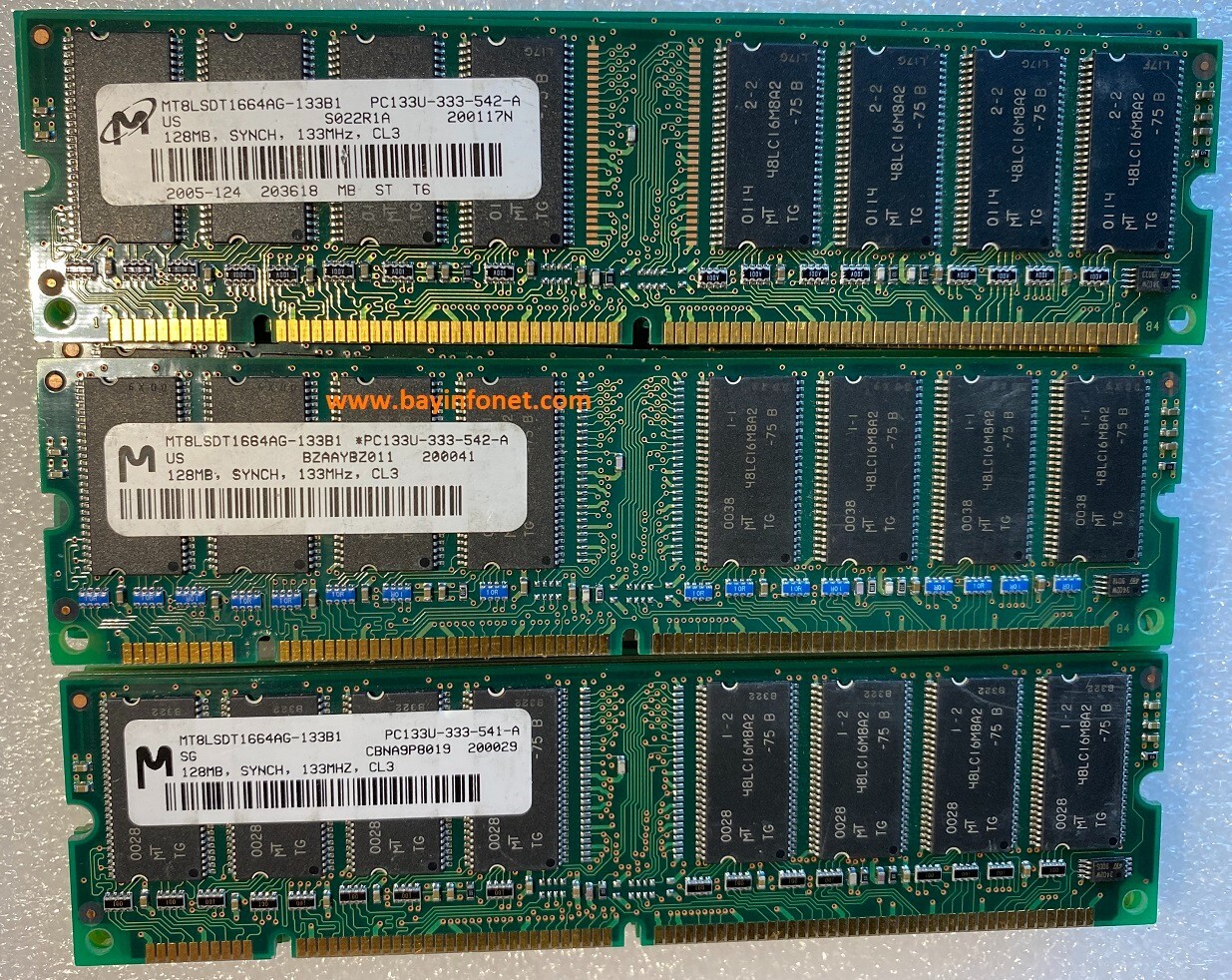 MT8LSDT1664AG-133B1 128MB PC-133 Micron PC133 3.3V SDRAM 168PIN Non ECC Non REG