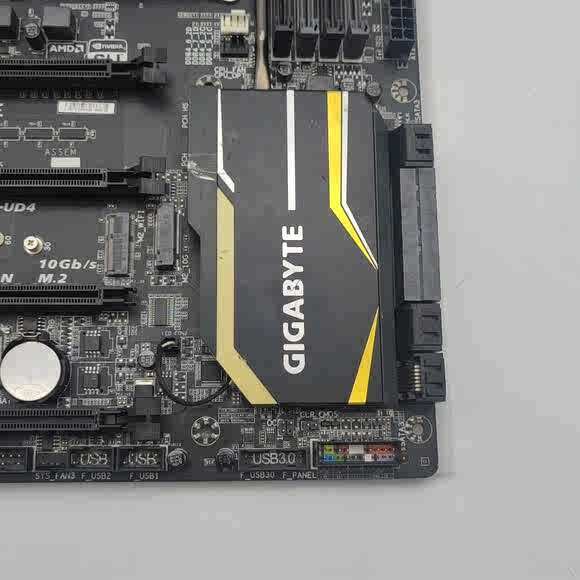 FOR GIGABYTE GA-X99-UD4 DDR4*8 LGA 2011-V3 128GB ATX Motherboard Test OK