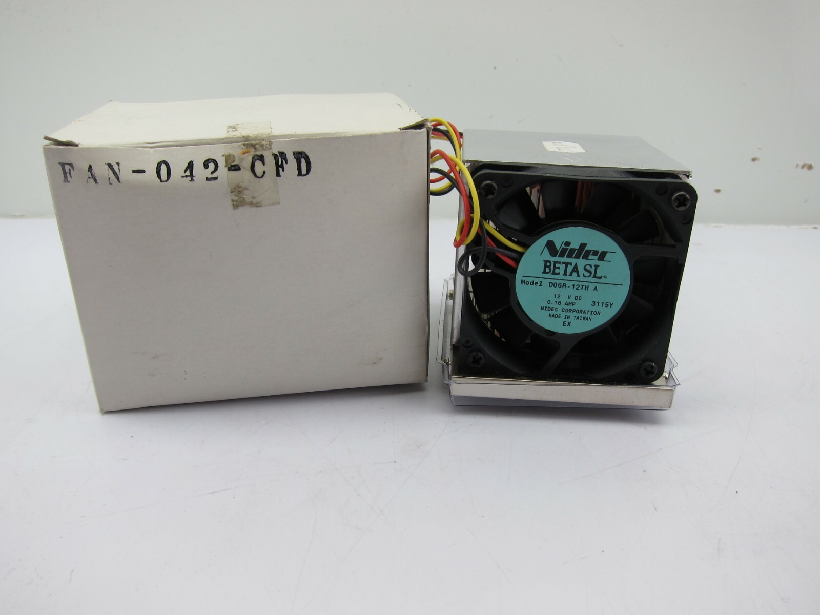 NEW SuperMicro Heatsink With Fan Model FAN-042-CF