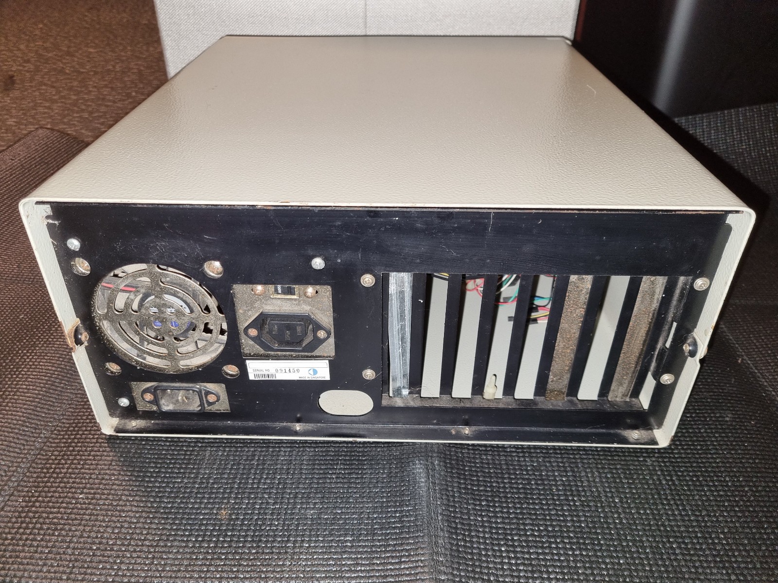 Vintage Beige XT AT Desktop PC Case 200W PSU KT Technology 286 386 486