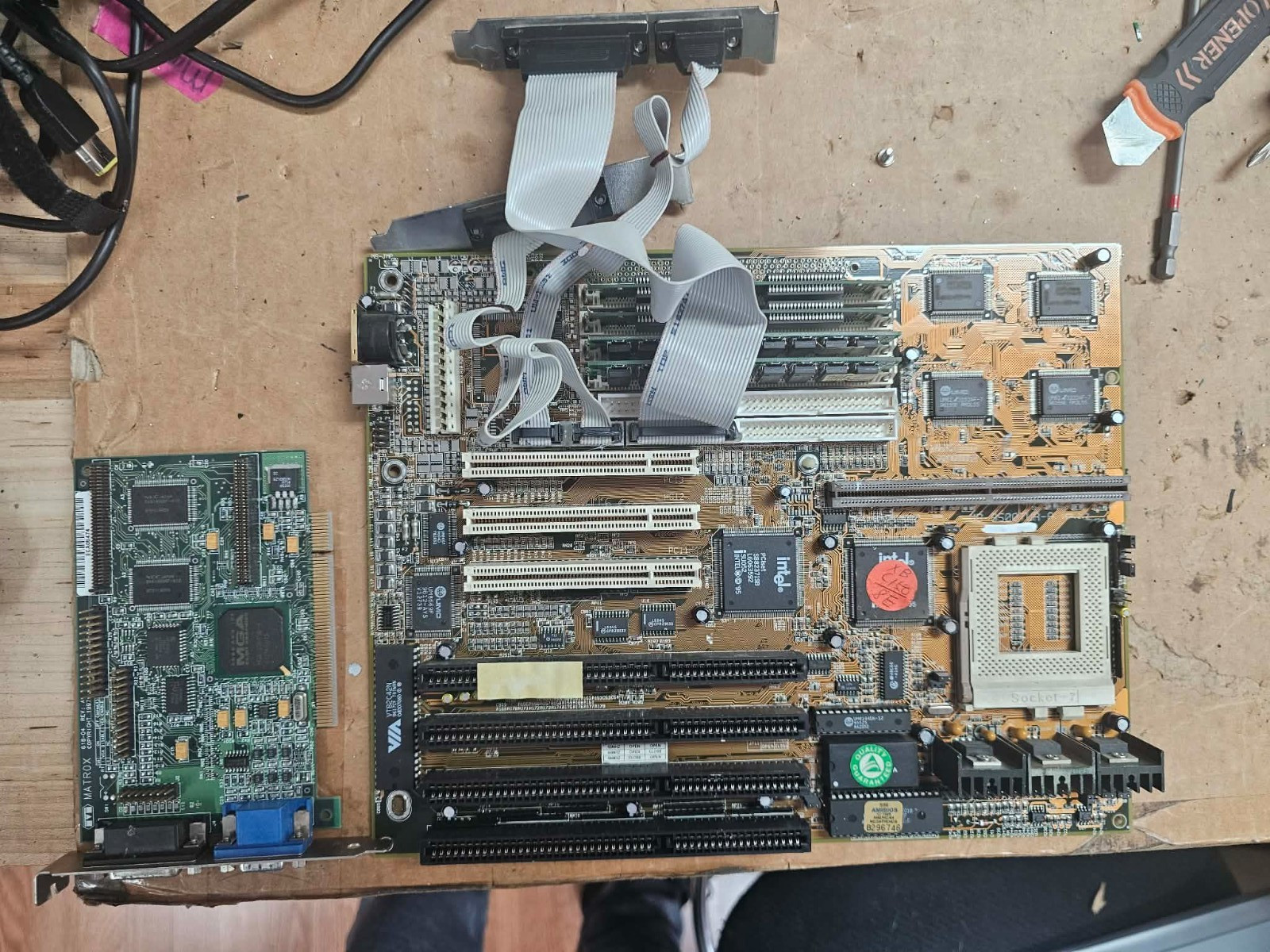 Retro Gaming Biostar MB-8500TUR-A Ver. 2.2 Socket7 PCI ISA w/24MB + Matrox & IO