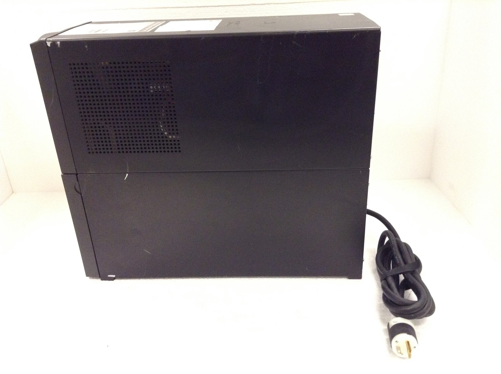 APC Smart-2200 Tower Uninterruptible Power Supply SMT2200 No Batteries FREE SHIP