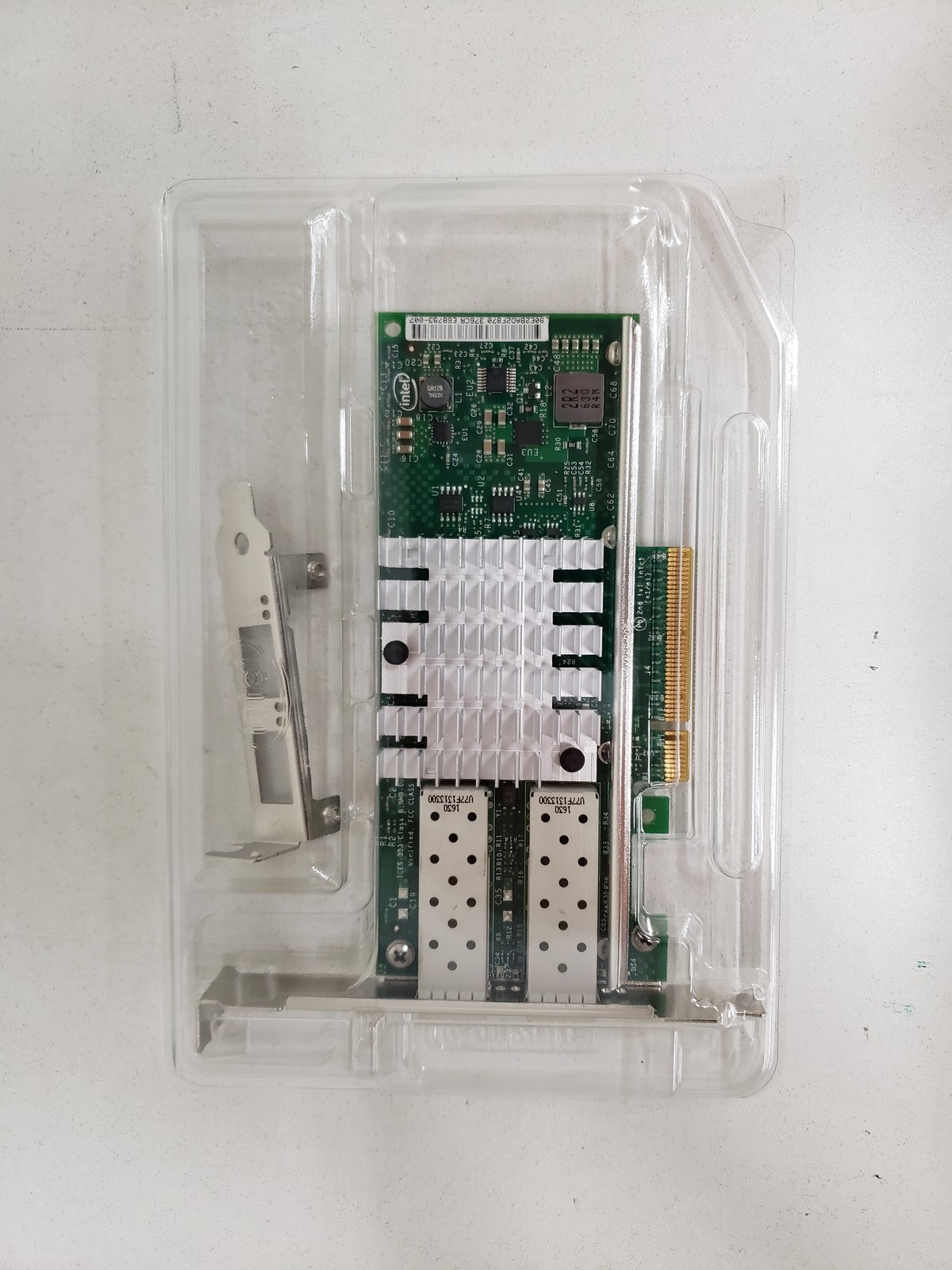 Intel X520-DA2 2x10GbE SFP+ PCIe Network Card with Low Profile Bracket 927249.
