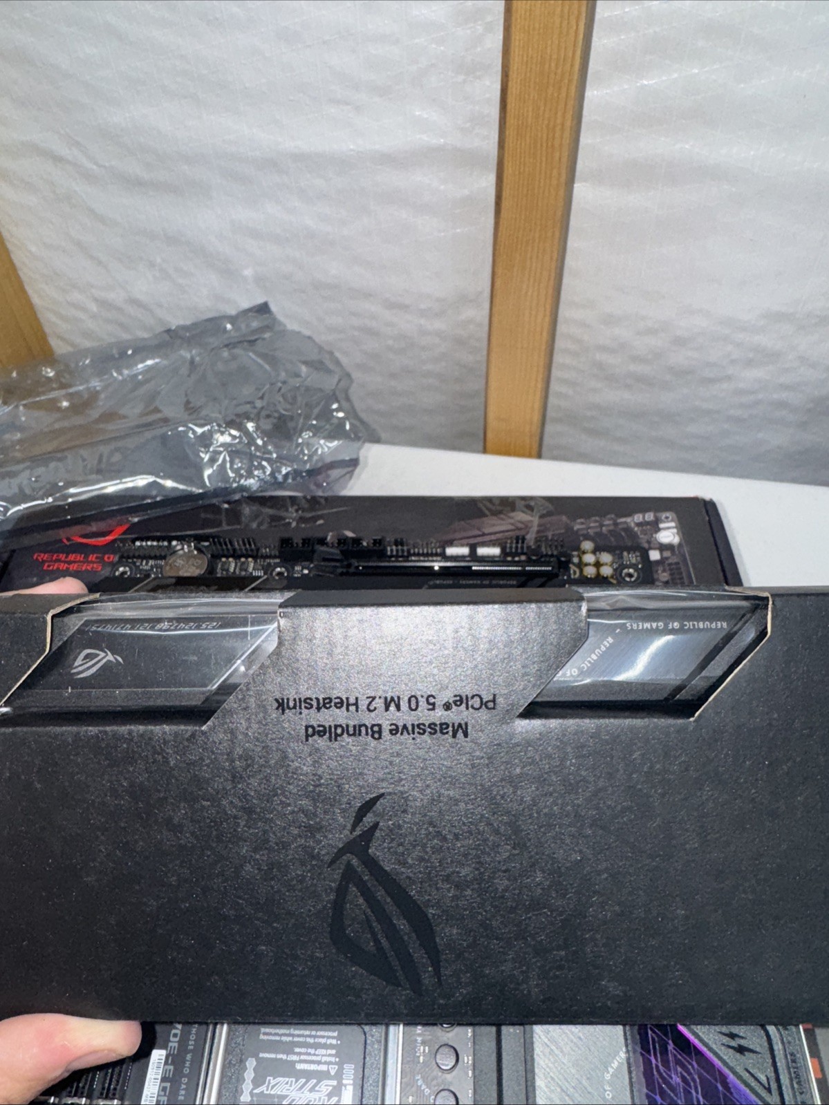 ASUS ROG STRIX X670E-E GAMING WIFI