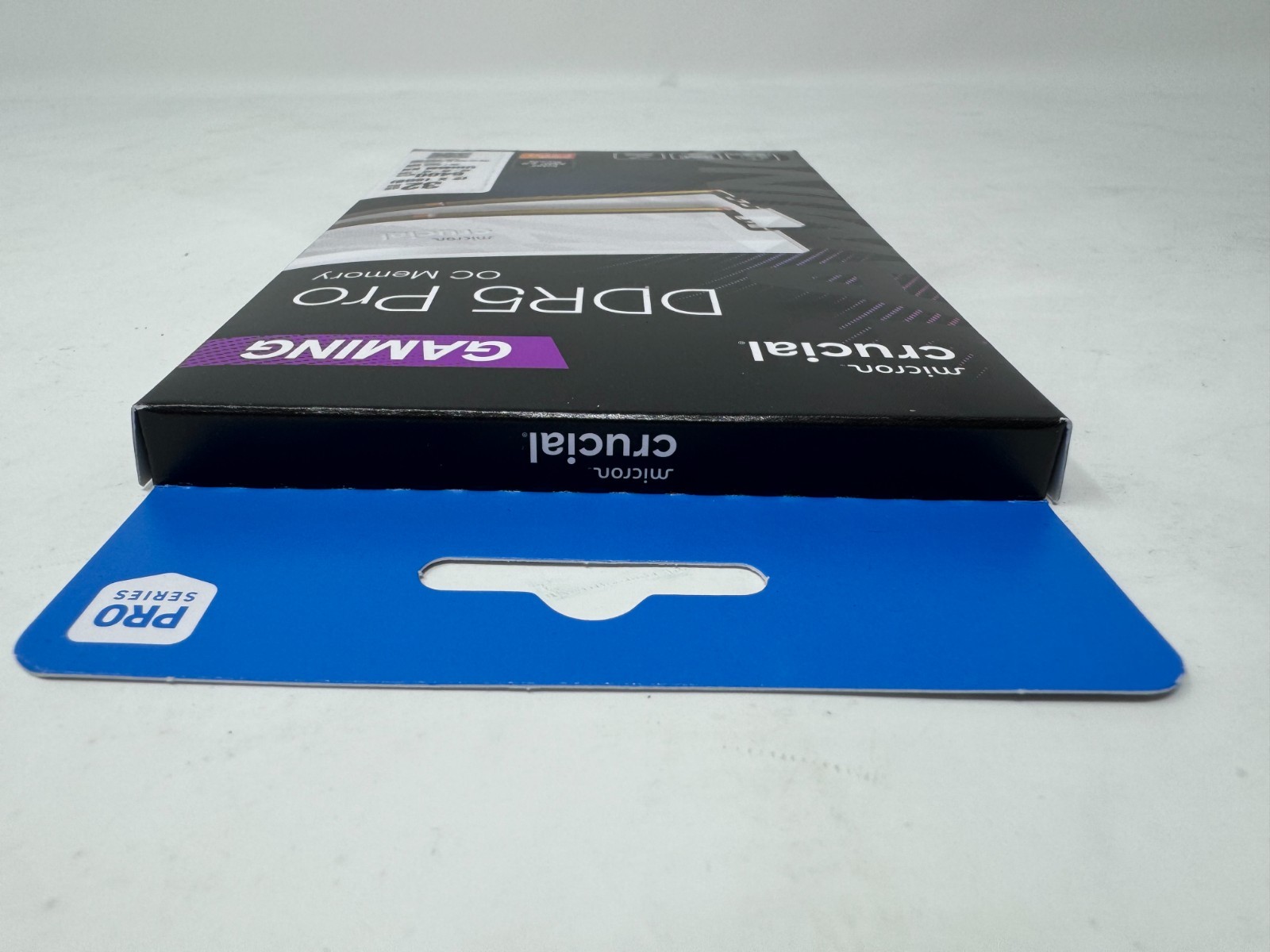 New Sealed Crucial Pro OC 32GB(2×16)DDR5-6400 XMP CL32 Desktop RAM Memory White