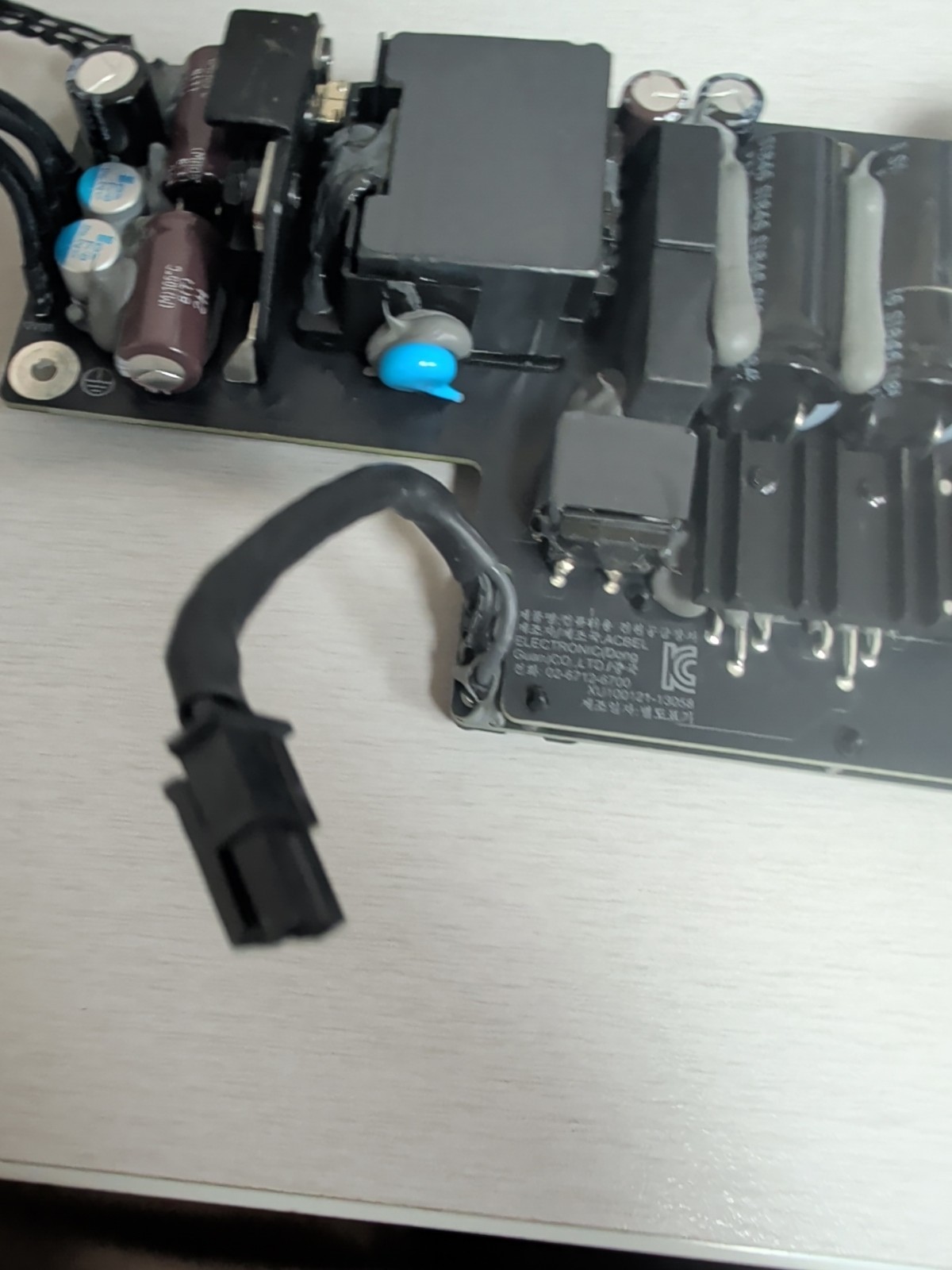 Apple iMac 21.5″ A1418 2012 2013 2014 2015 2017 Power Supply ACBEL APA007 – 185W