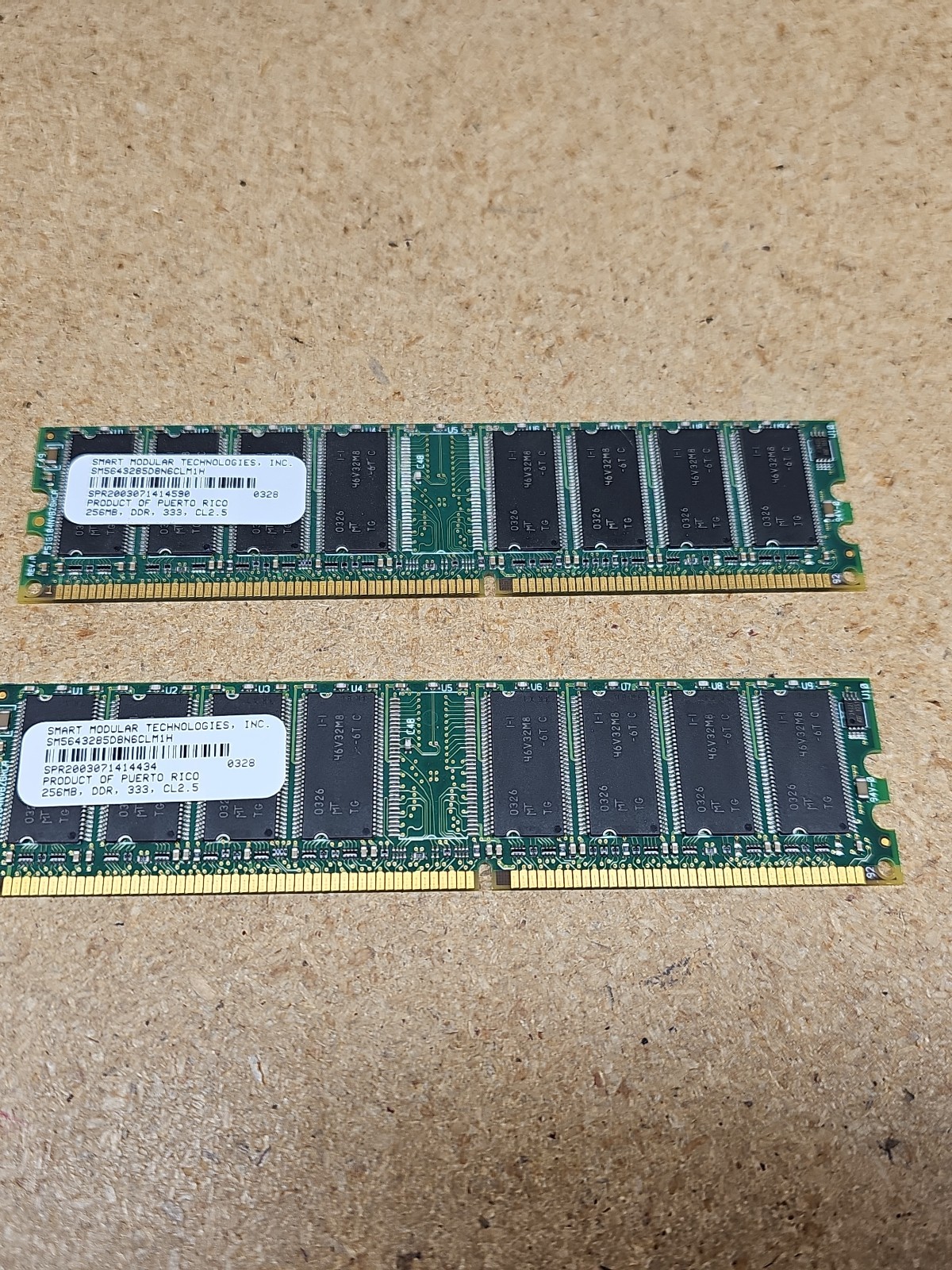 2x 256MB DDR 333 CL2.5 Smart Modular Technologies Inc. RAM SM5643285D8N6CLM1H *a