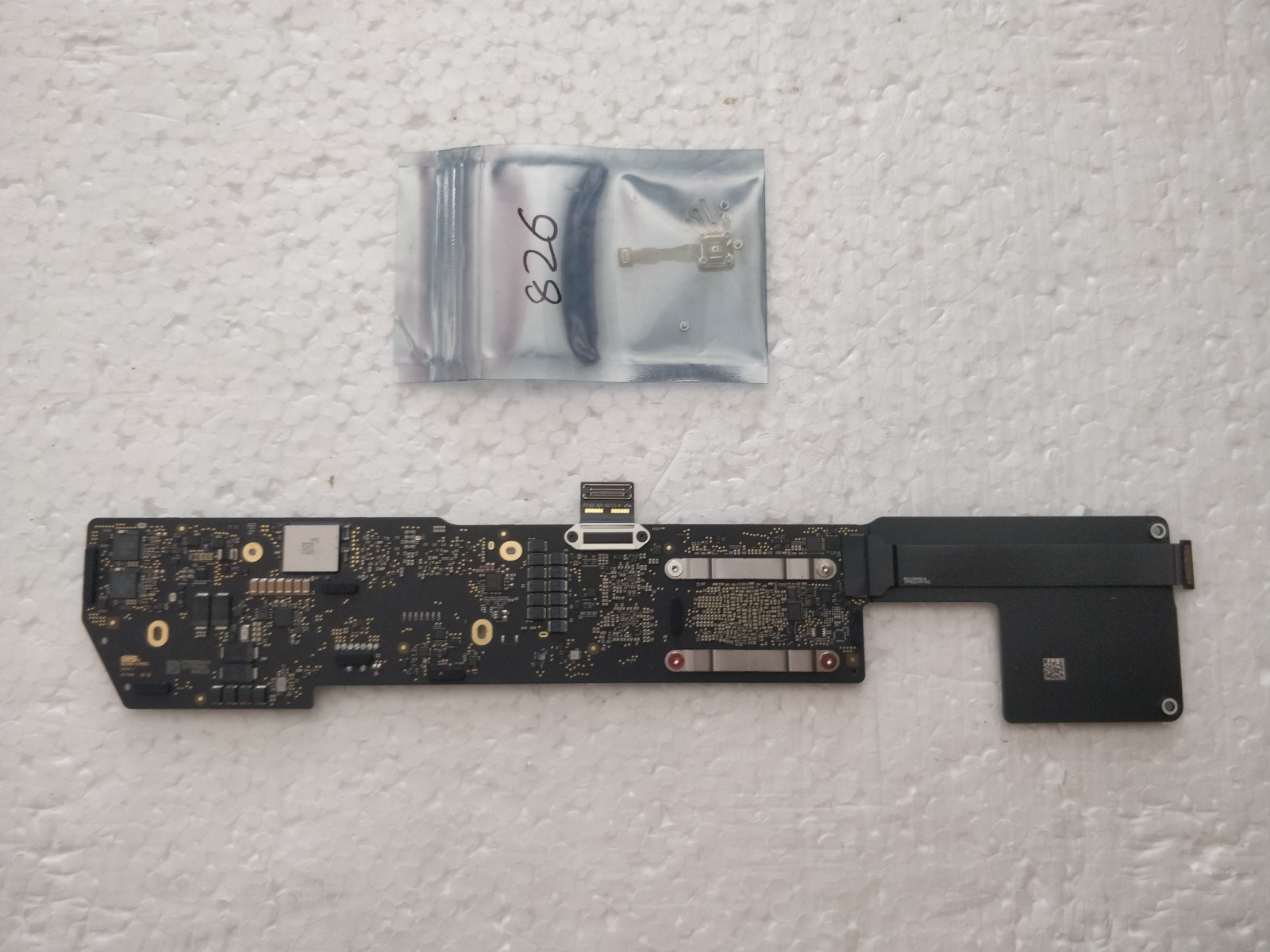 Apple Macbook Air 13 2020 M1 Logic Board, A2337, EMC 3598, 16 GB, 256 GB, MacOS