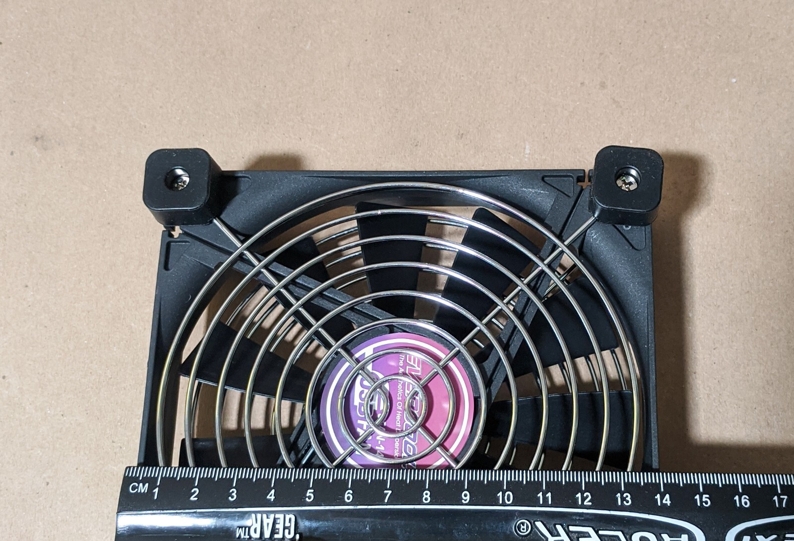 Evercool 140mm USB Powered NUC, Router, Amplifier, Console 2-Speed Cooling Fan